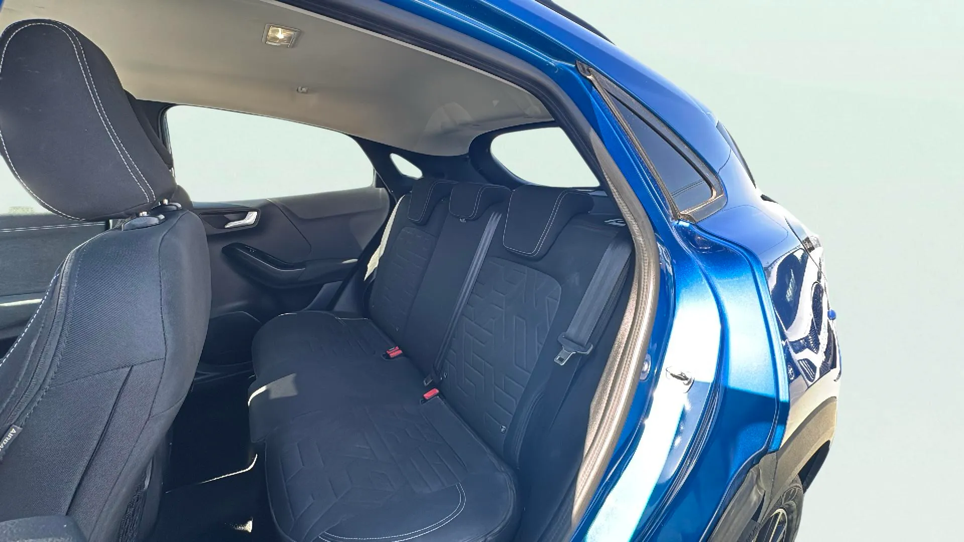 Ford Puma 1.0 EcoBoost Titanium Design MHEV - foto 10