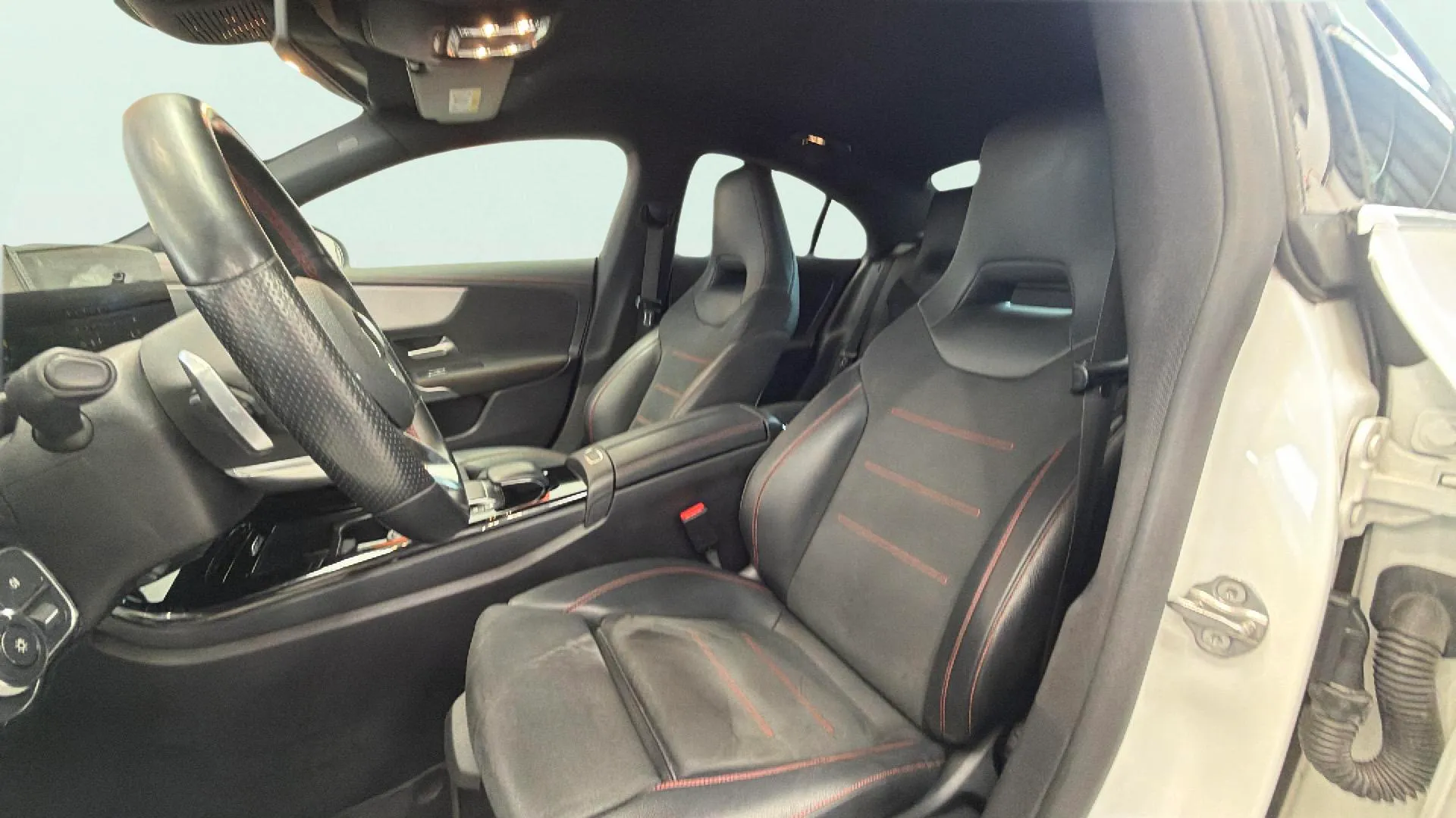 Mercedes-Benz CLA 200 D DCT - foto 10