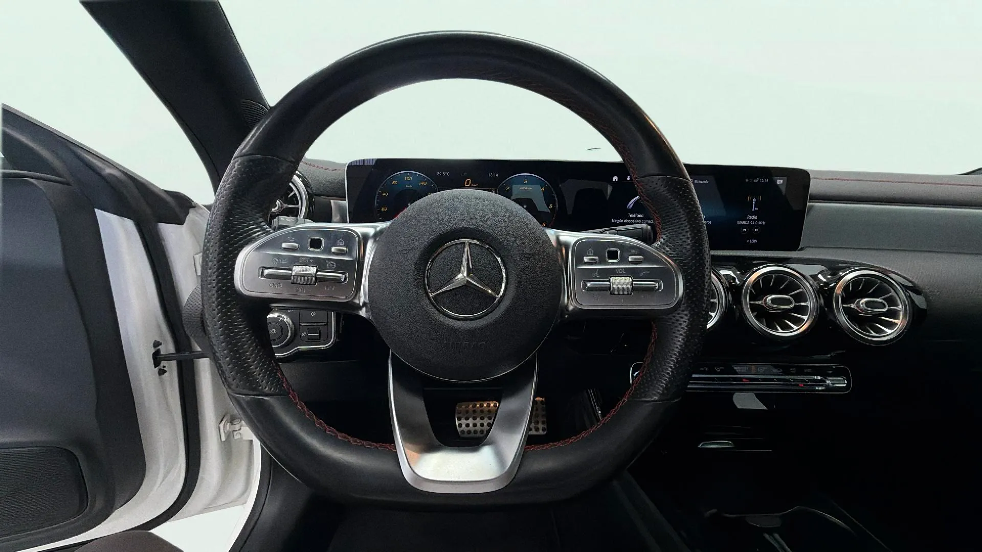 Mercedes-Benz CLA 200 D DCT - foto 16