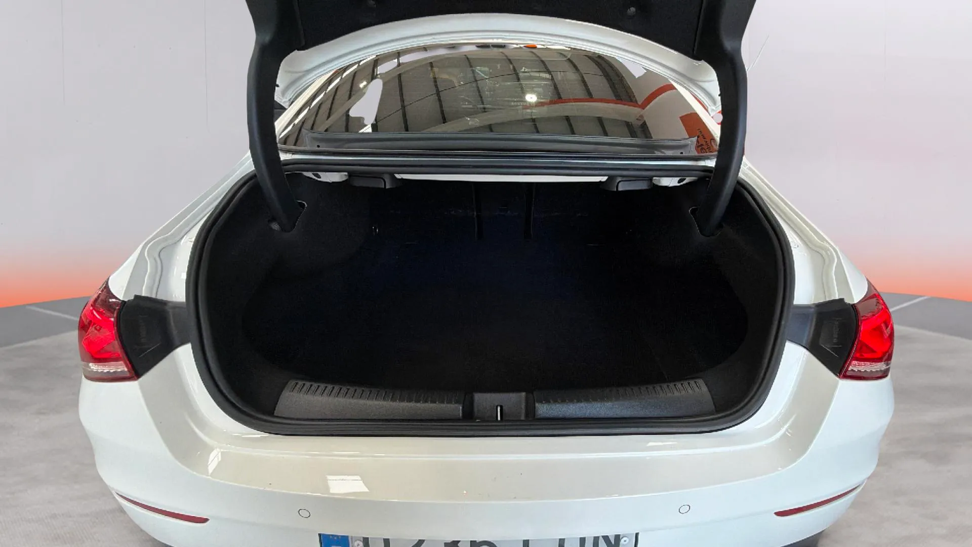 Mercedes-Benz CLA 200 D DCT - foto 9