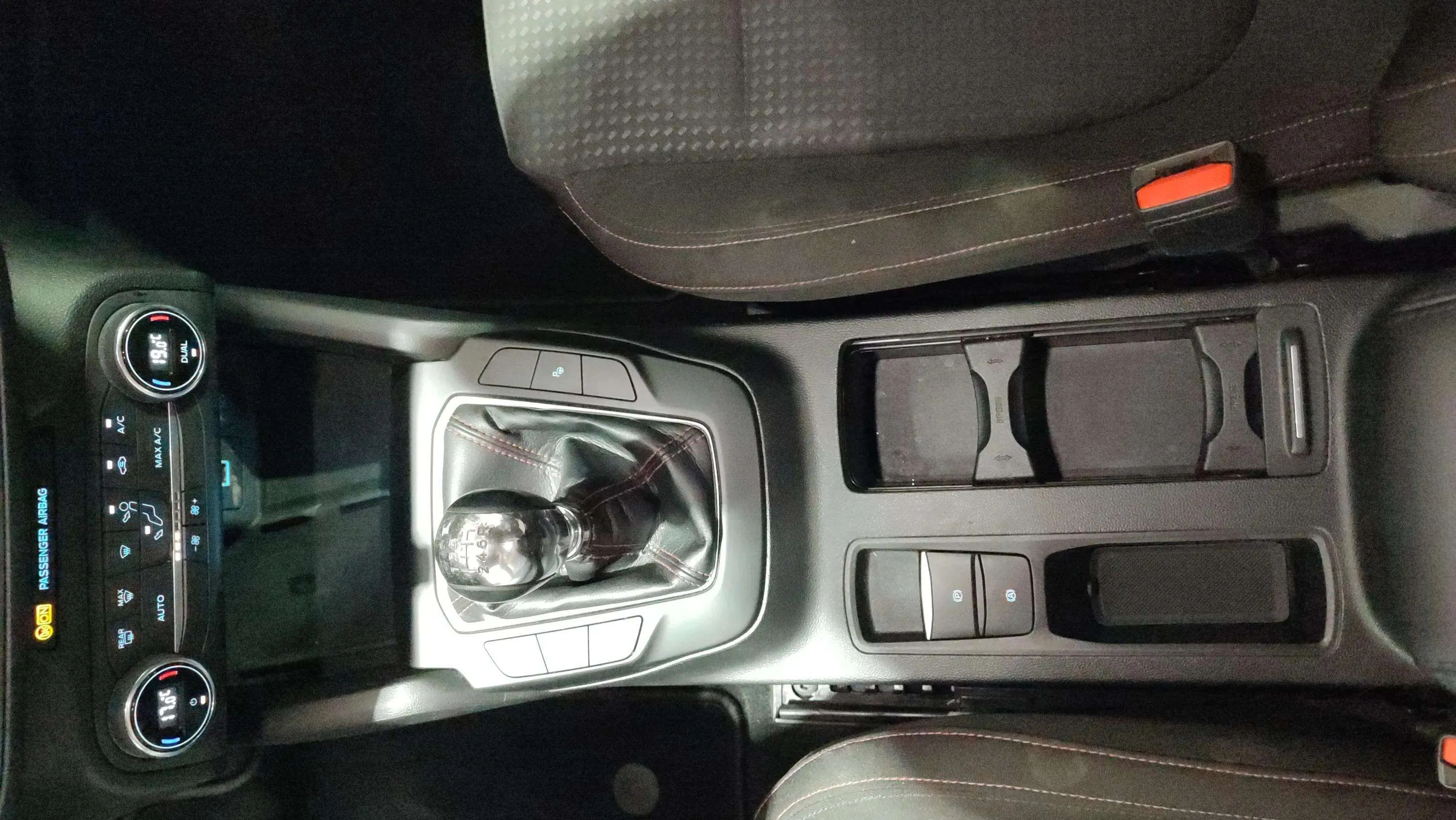 Ford Focus 1.0 EcoBoost MHEV ST-Line Style SIP - foto 15
