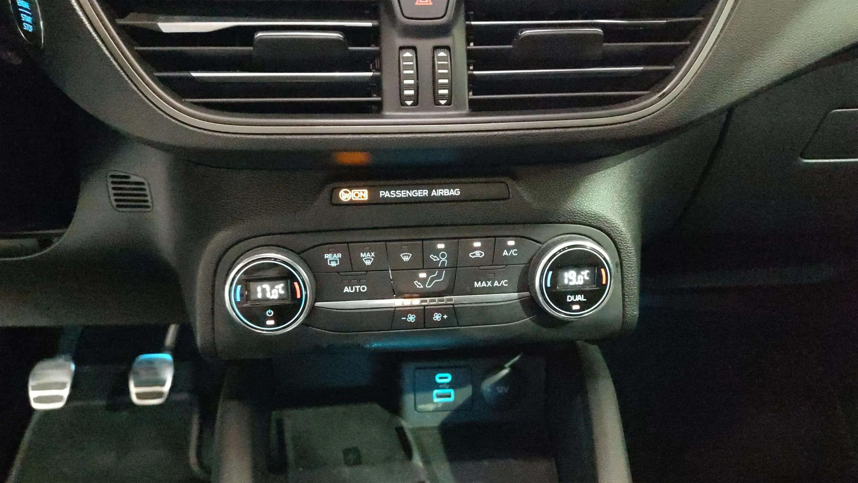 Ford Focus 1.0 EcoBoost MHEV ST-Line Style SIP - foto 13