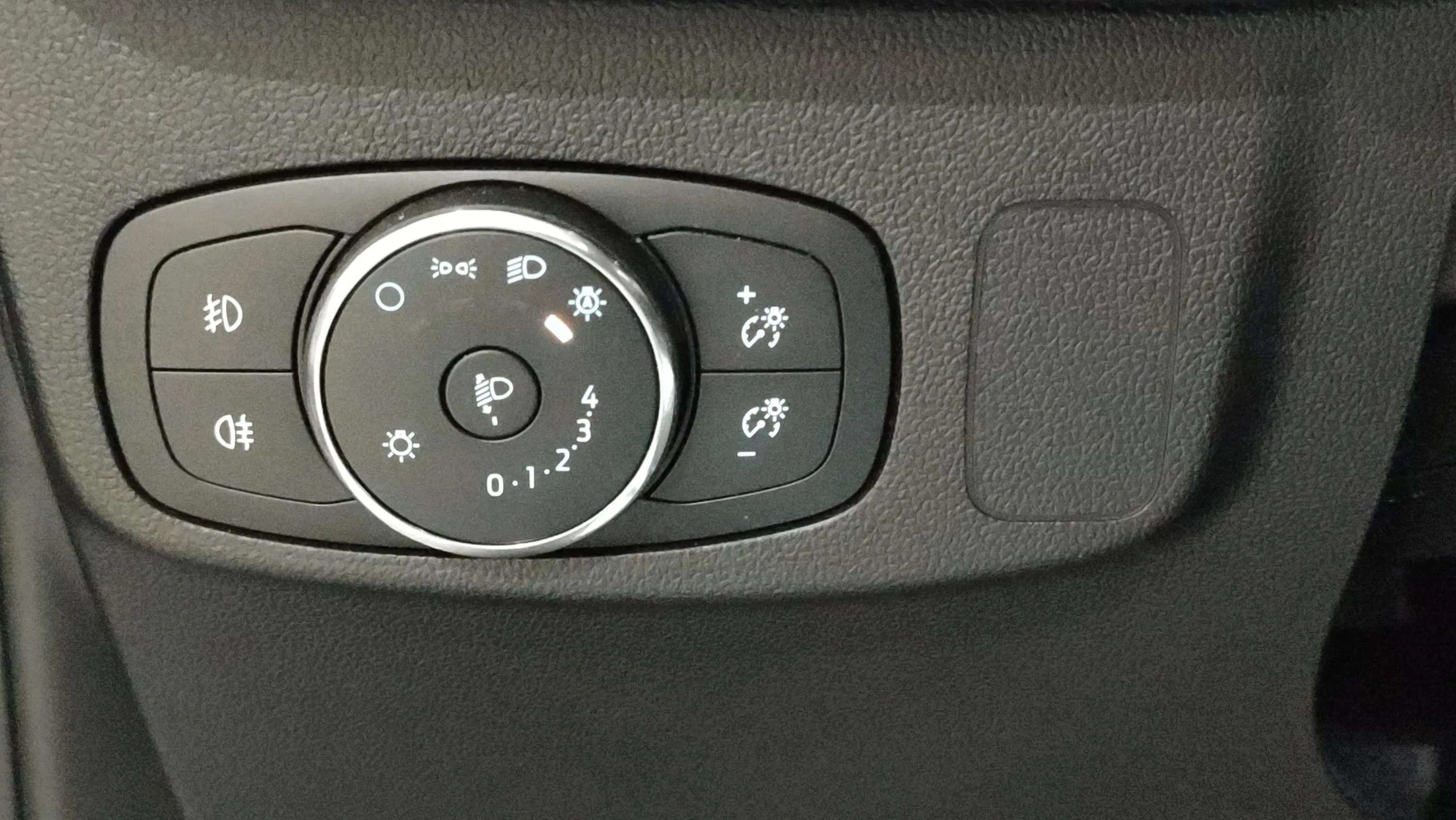 Ford Focus 1.0 EcoBoost MHEV ST-Line Style SIP - foto 6