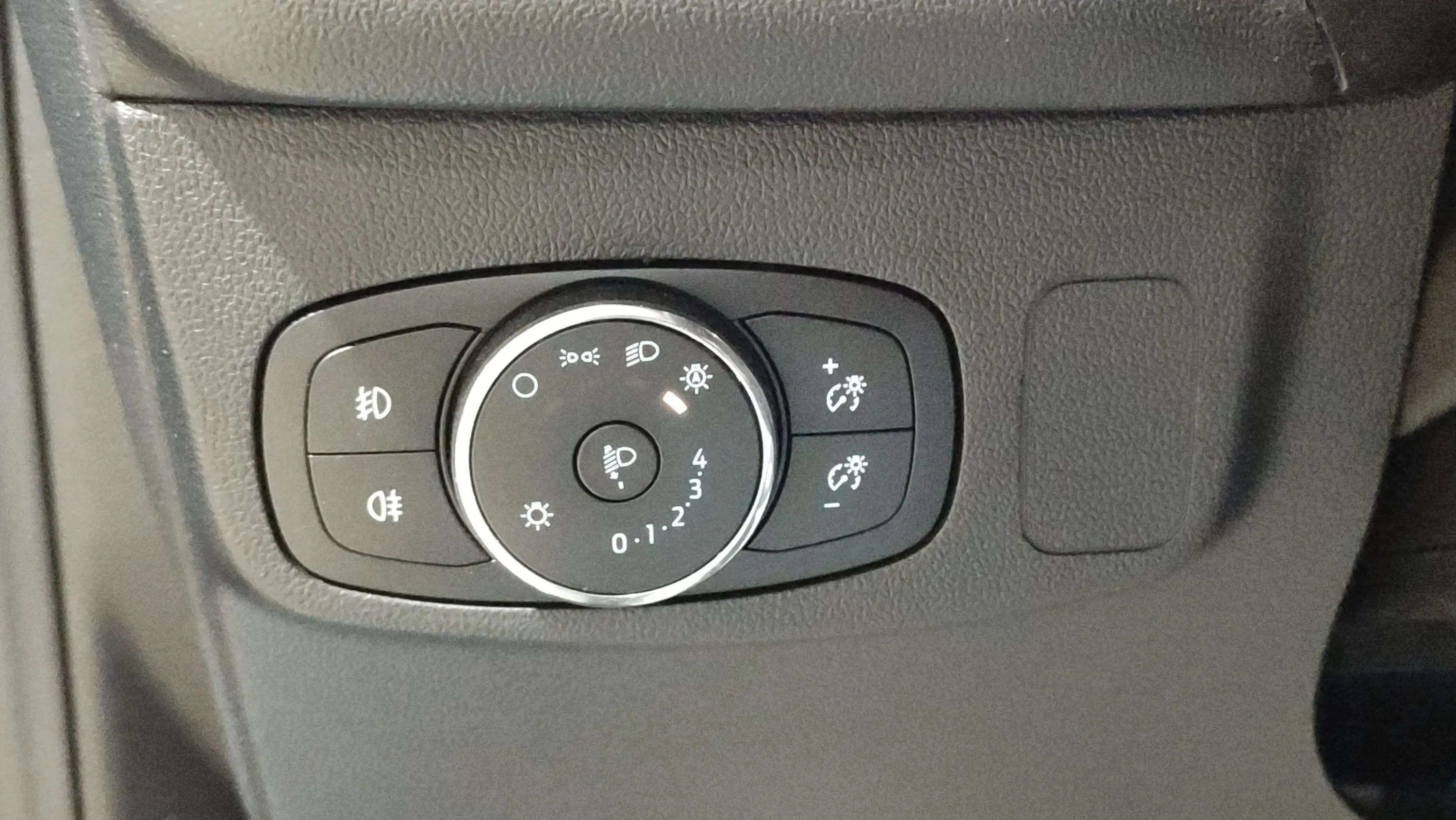 Ford Focus 1.0 EcoBoost MHEV ST-Line Style SIP - foto 6