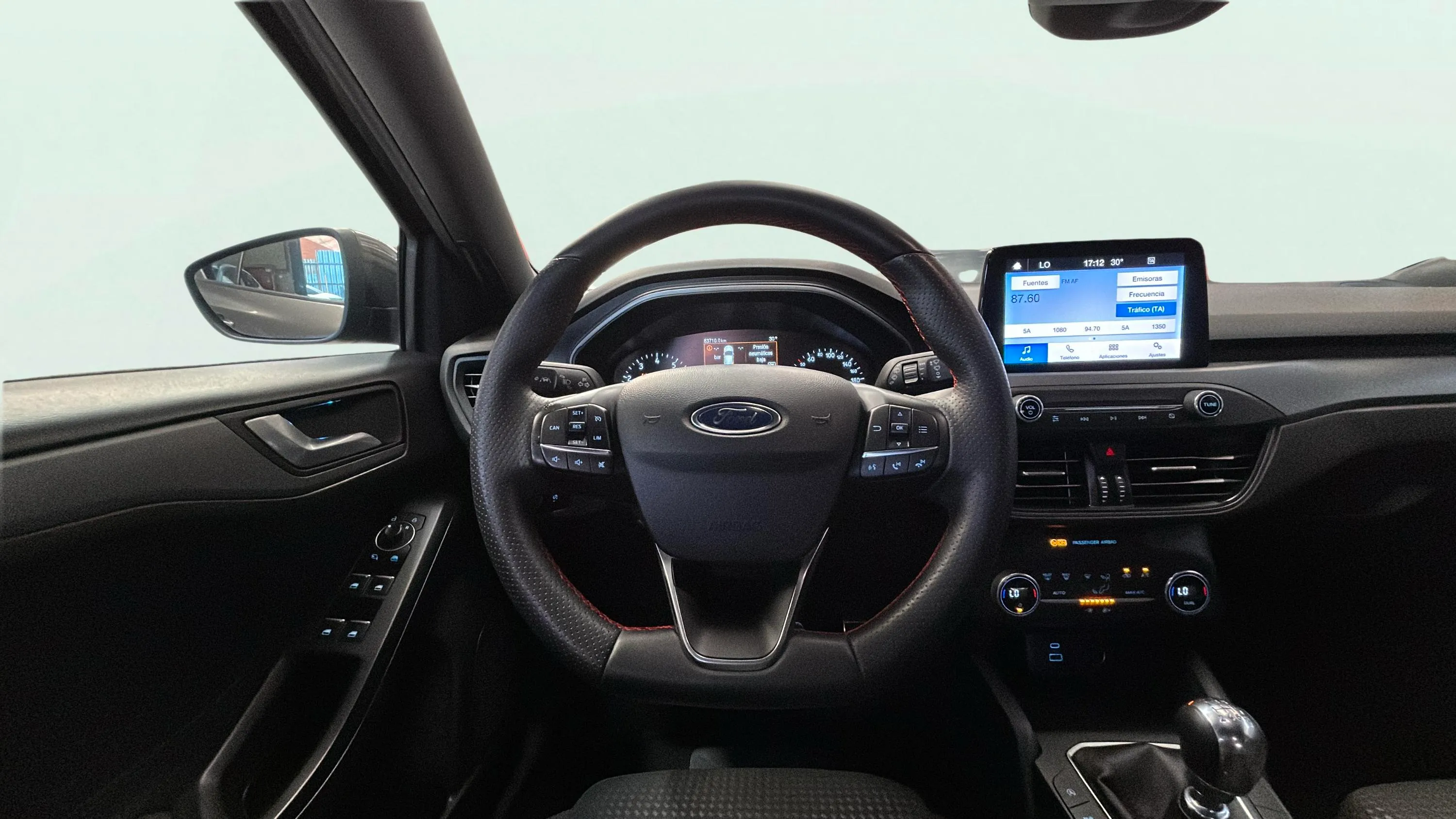 Ford Focus 1.0 Ecob. MHEV ST-Line Design SIP - foto 11