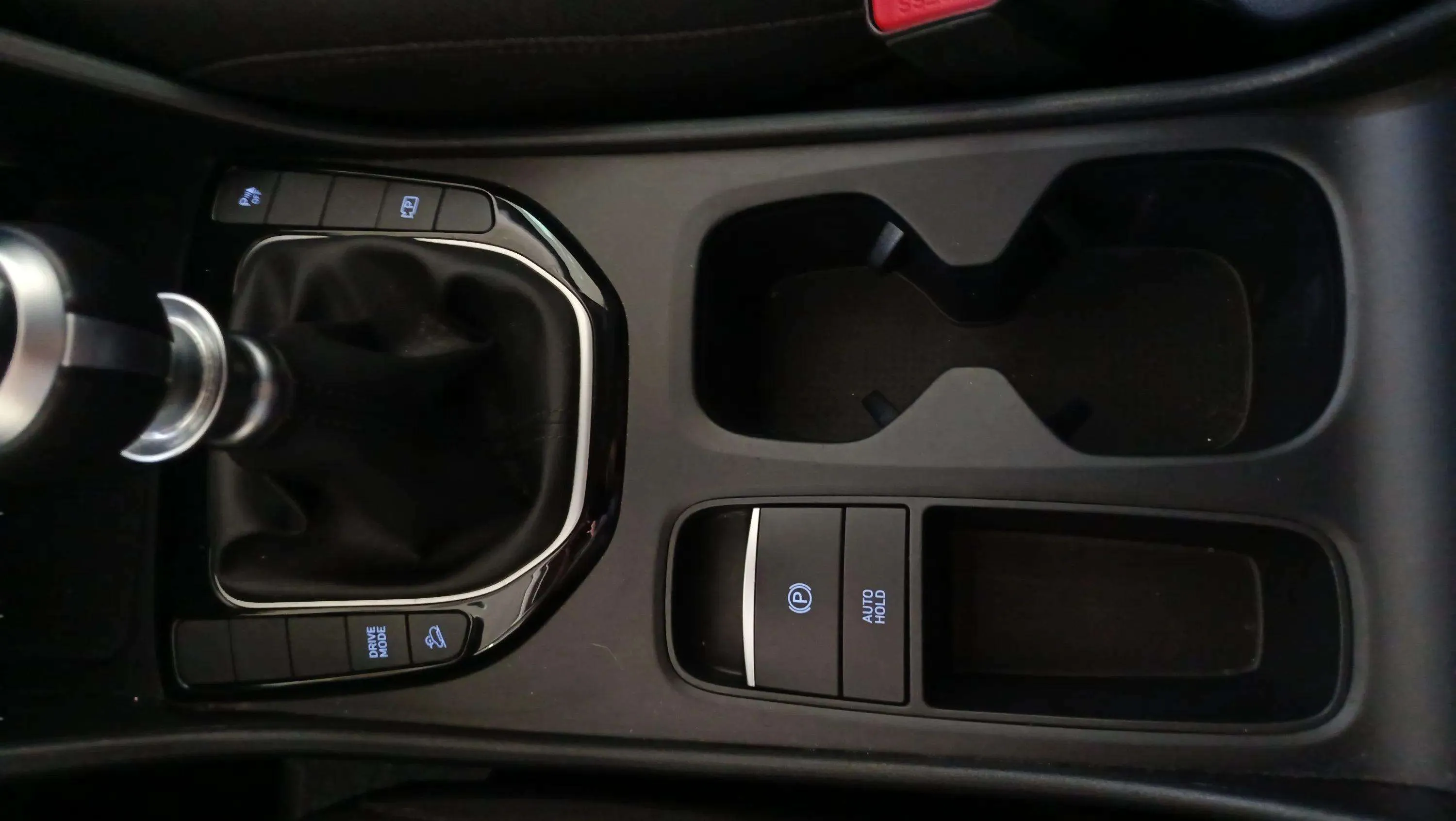 Hyundai Tucson 1.6 T-GDi 48V Maxx - foto 22