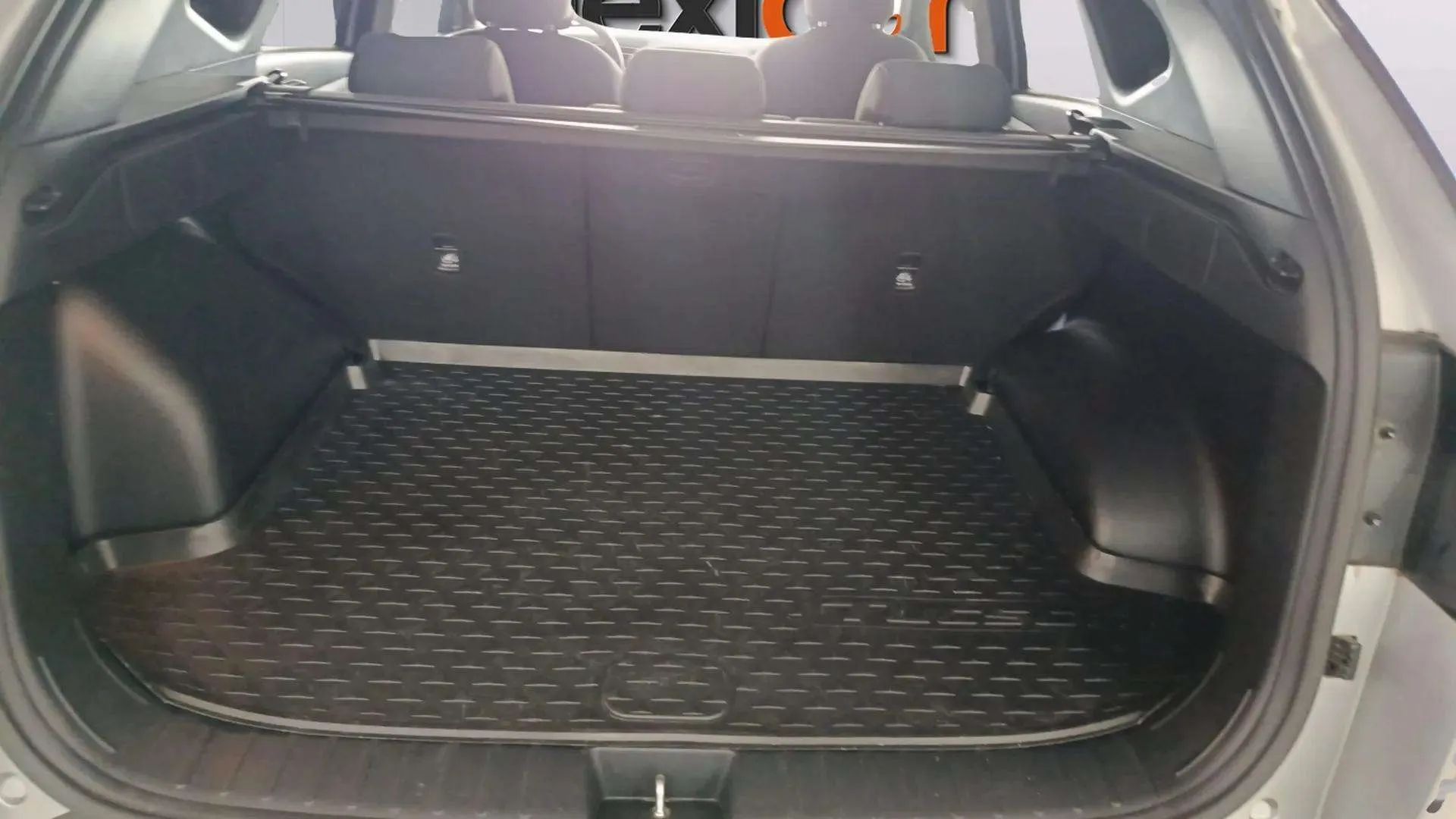Hyundai Tucson 1.6 T-GDi 48V Maxx - foto 24