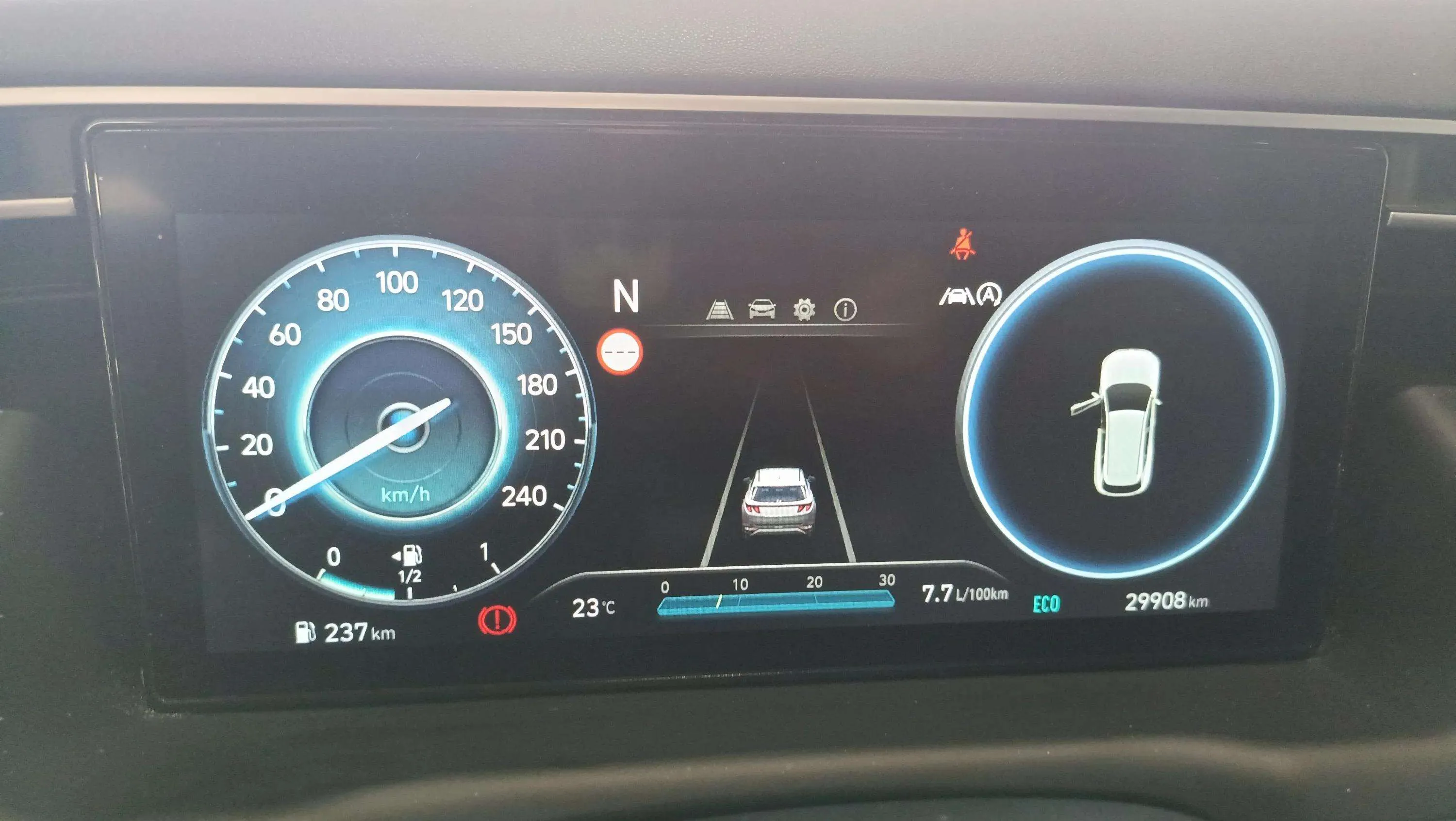 Hyundai Tucson 1.6 T-GDi 48V Maxx - foto 20