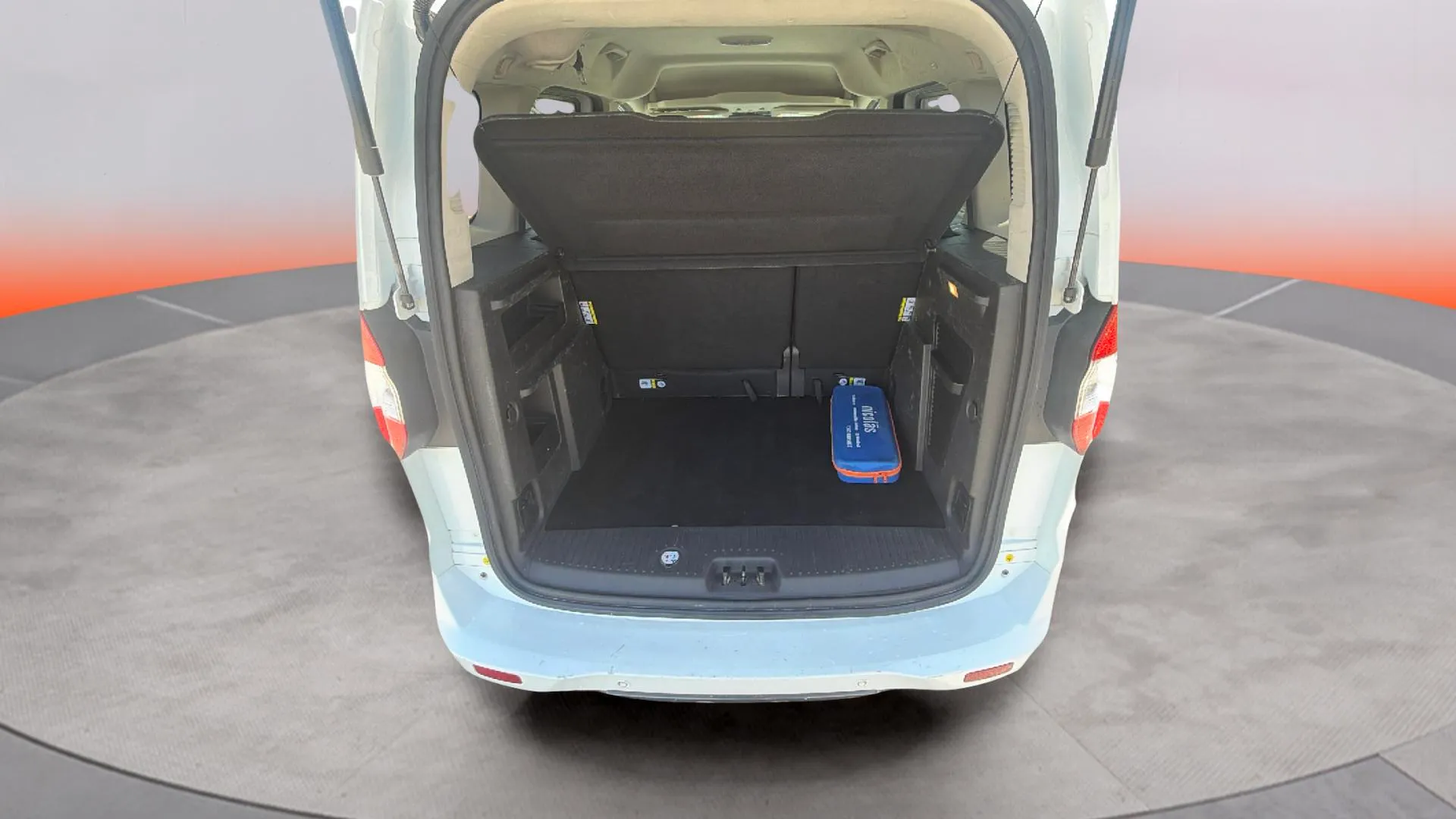 Ford Tourneo Courier 1.5 TDCi Sport - foto 9