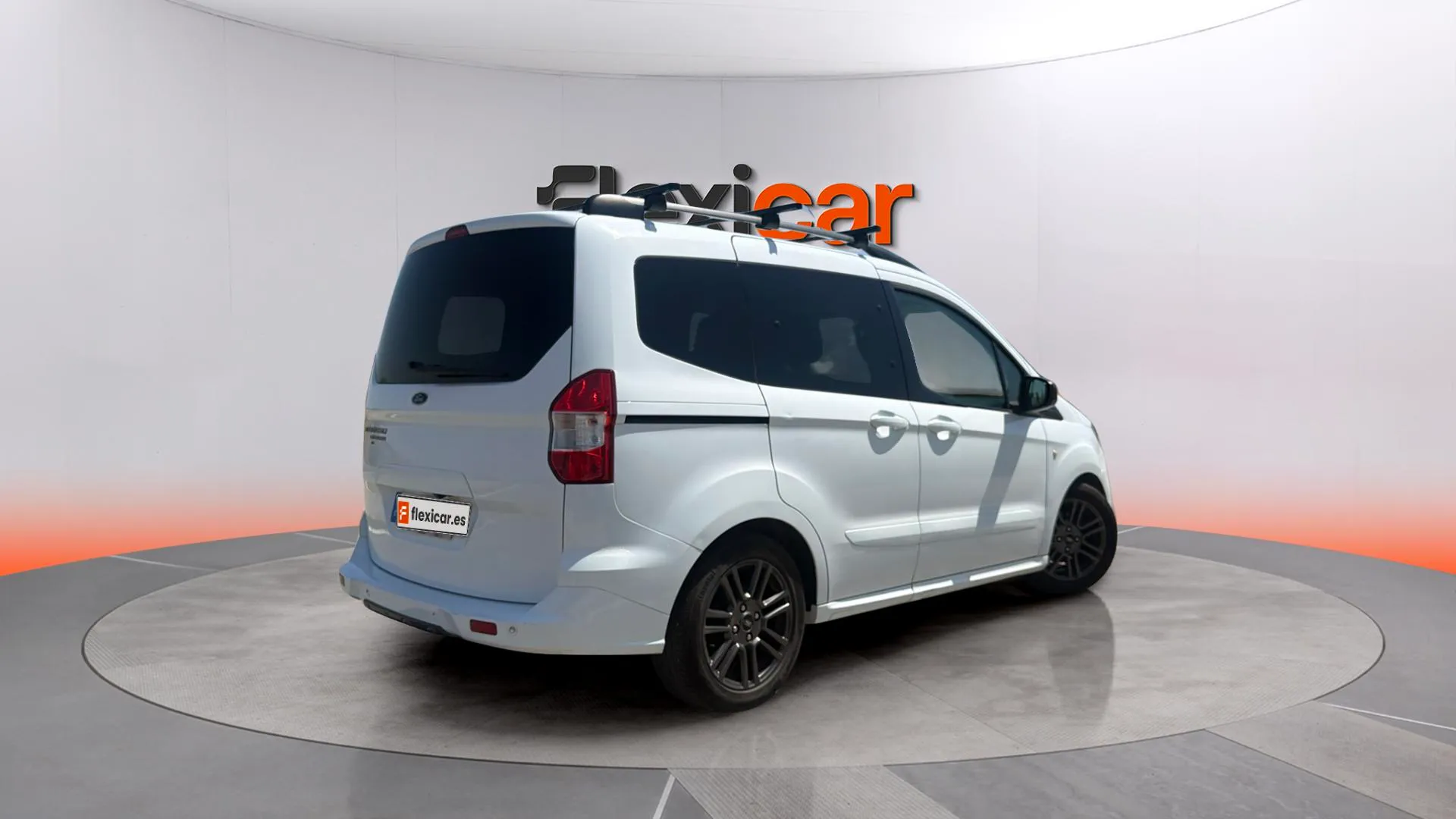 Ford Tourneo Courier 1.5 TDCi Sport - foto 8