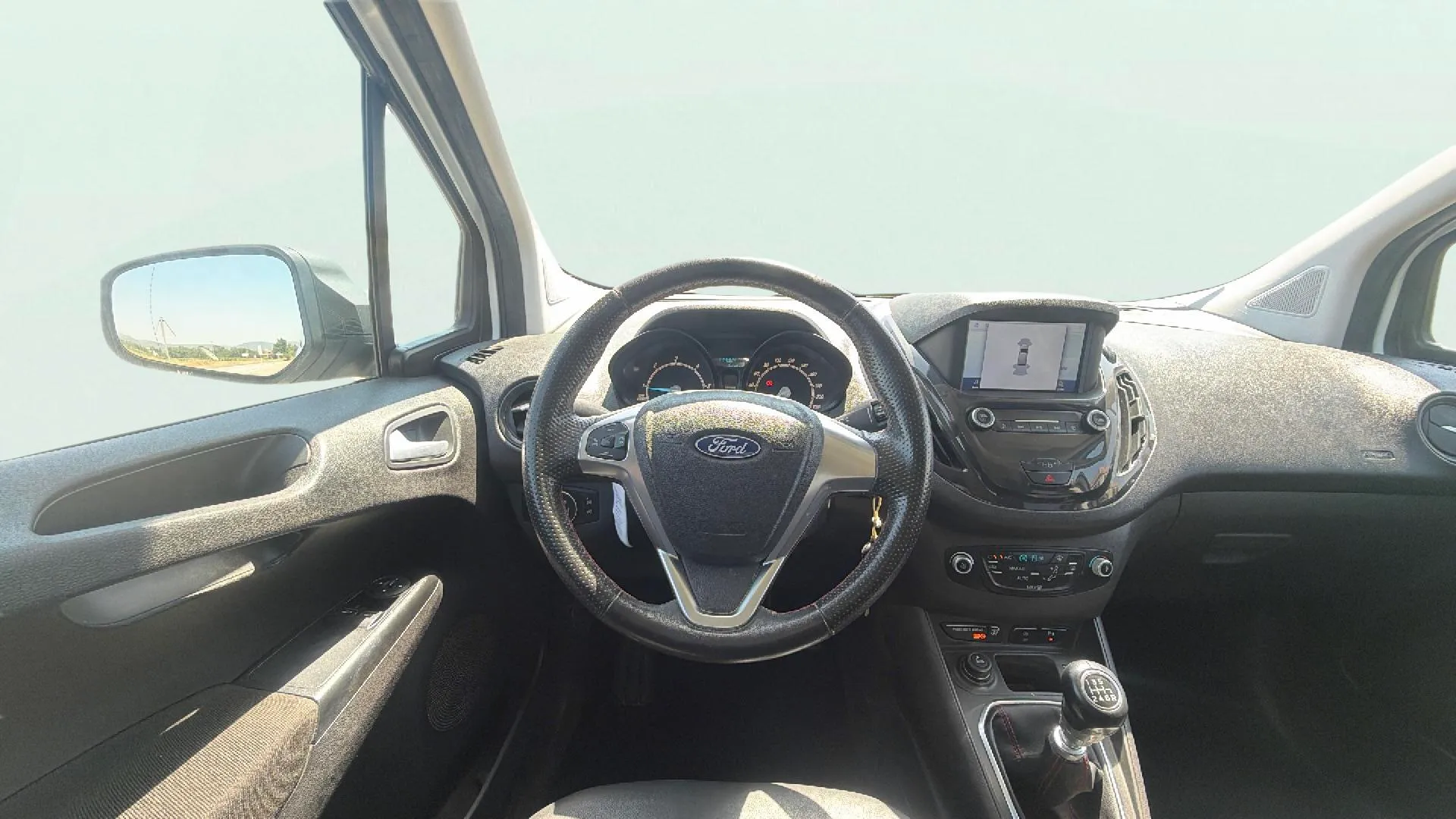 Ford Tourneo Courier 1.5 TDCi Sport - foto 12
