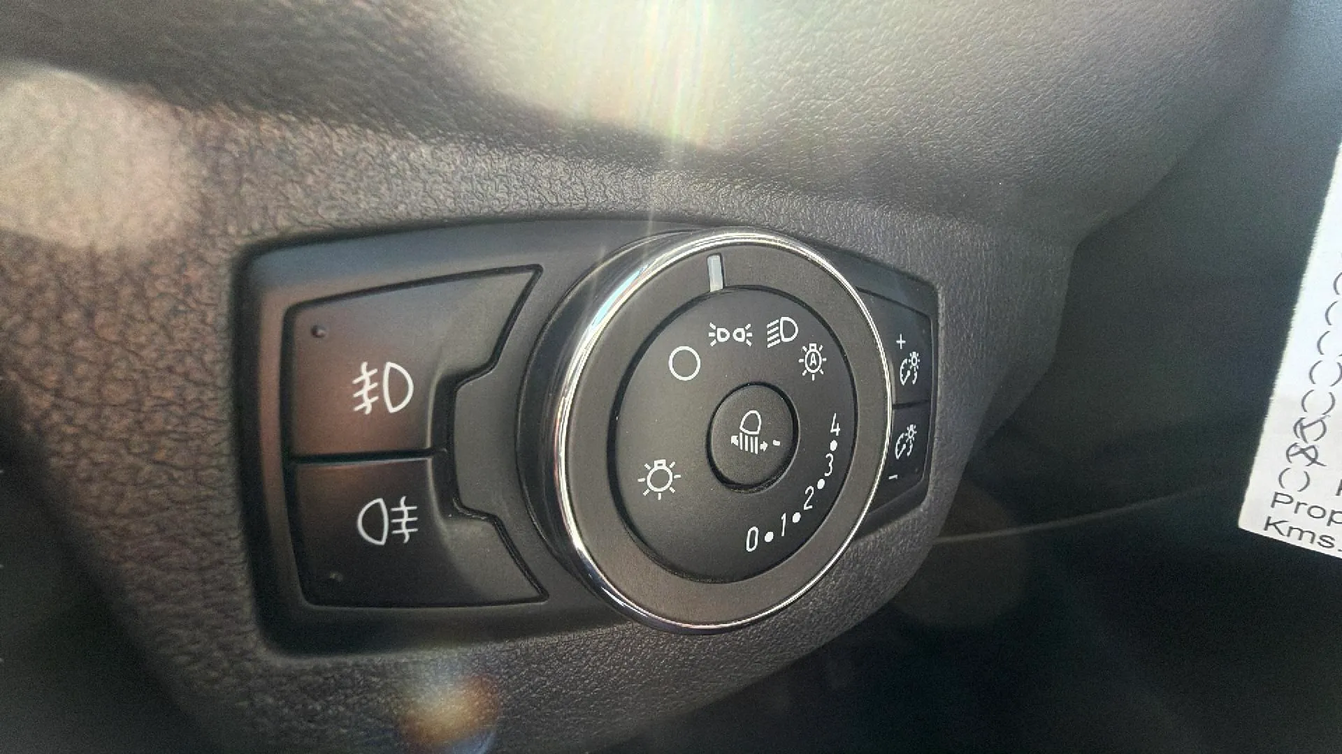 Ford Tourneo Courier 1.5 TDCi Sport - foto 19