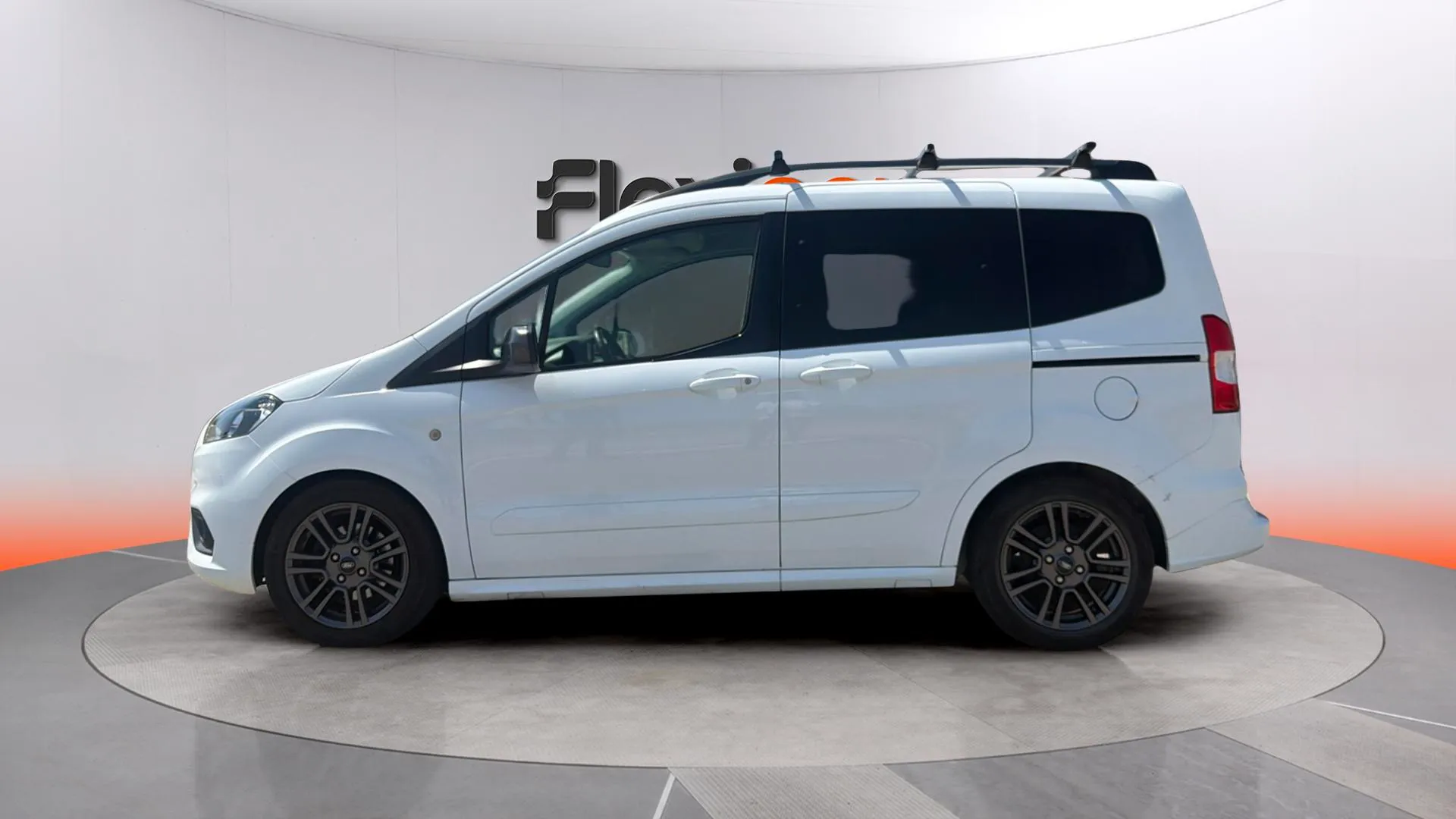 Ford Tourneo Courier 1.5 TDCi Sport - foto 5