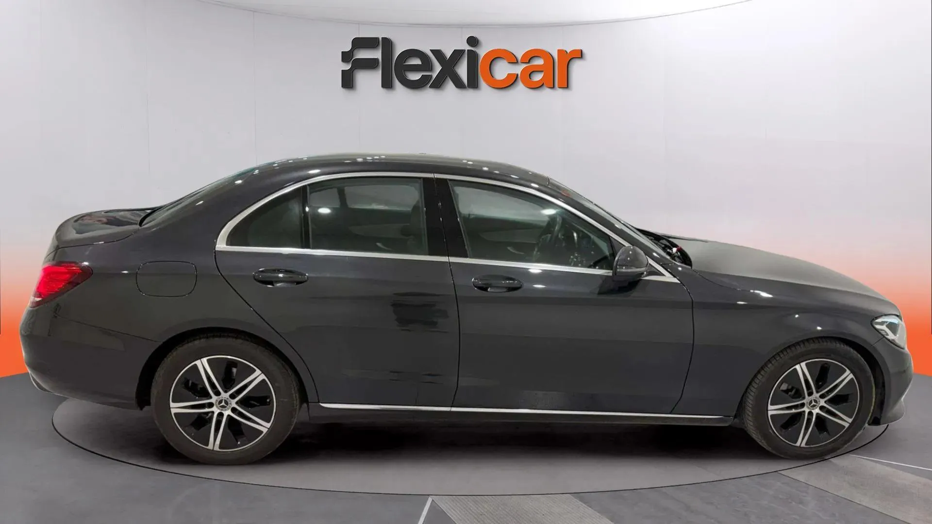 Mercedes-Benz Clase C C 200 - foto 8