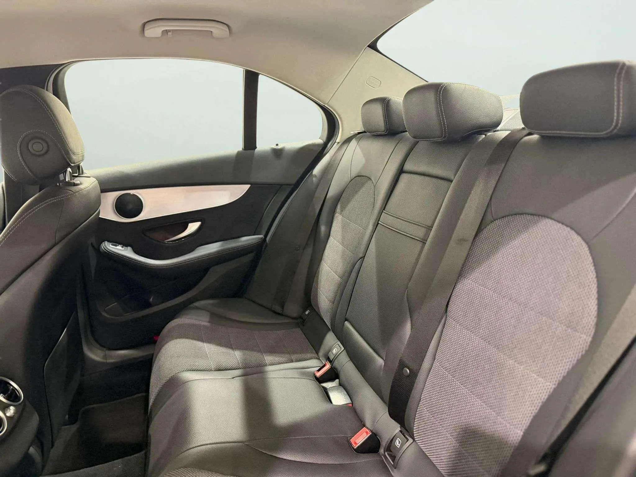 Mercedes-Benz Clase C C 200 - foto 14