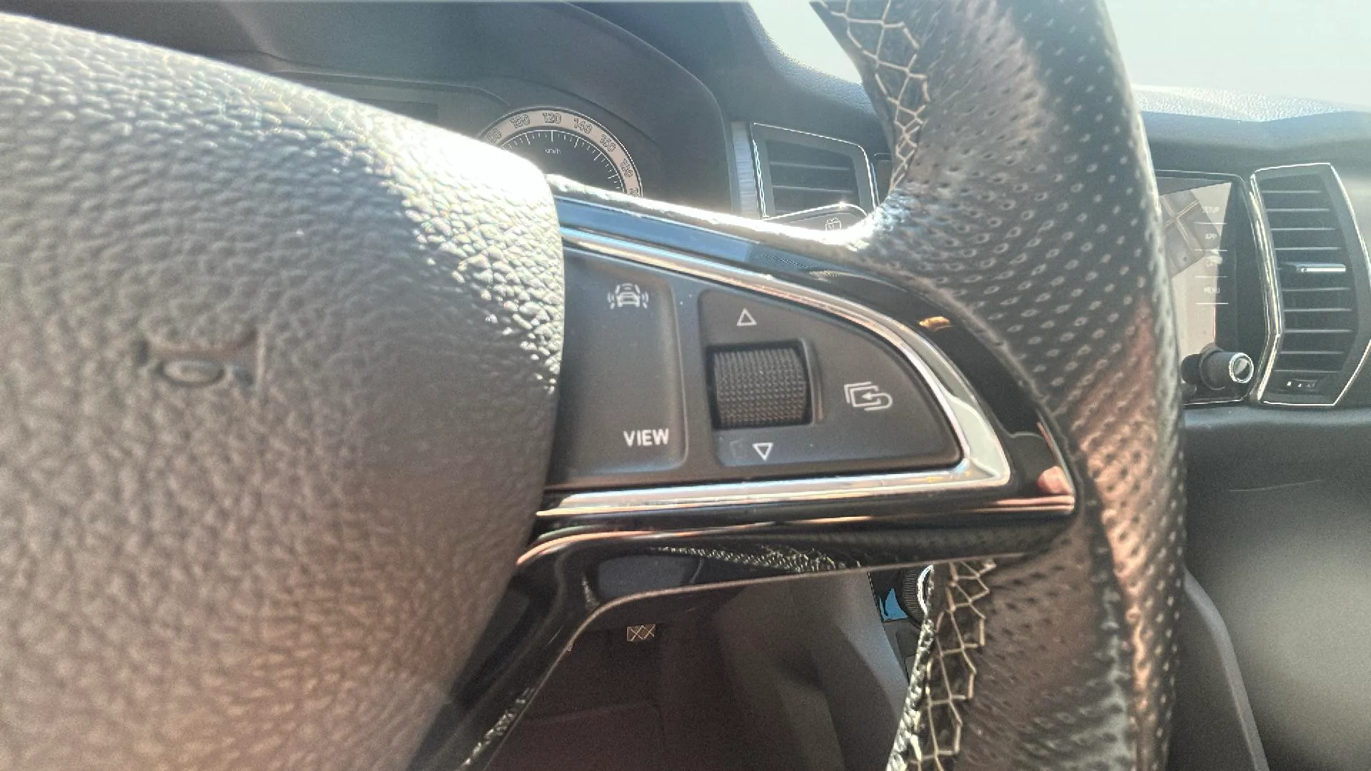 Škoda Kodiaq 2.0 TDI AdBlue DSG 4x4 - foto 11