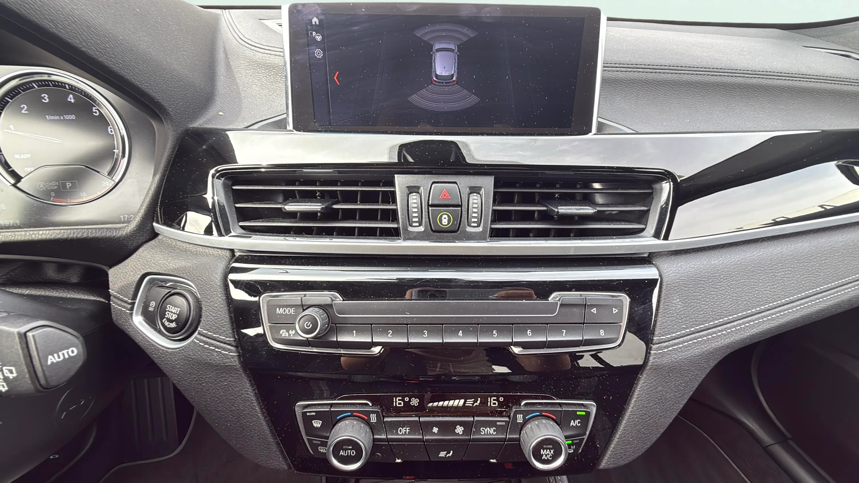 BMW X2 sDrive18i - foto 14
