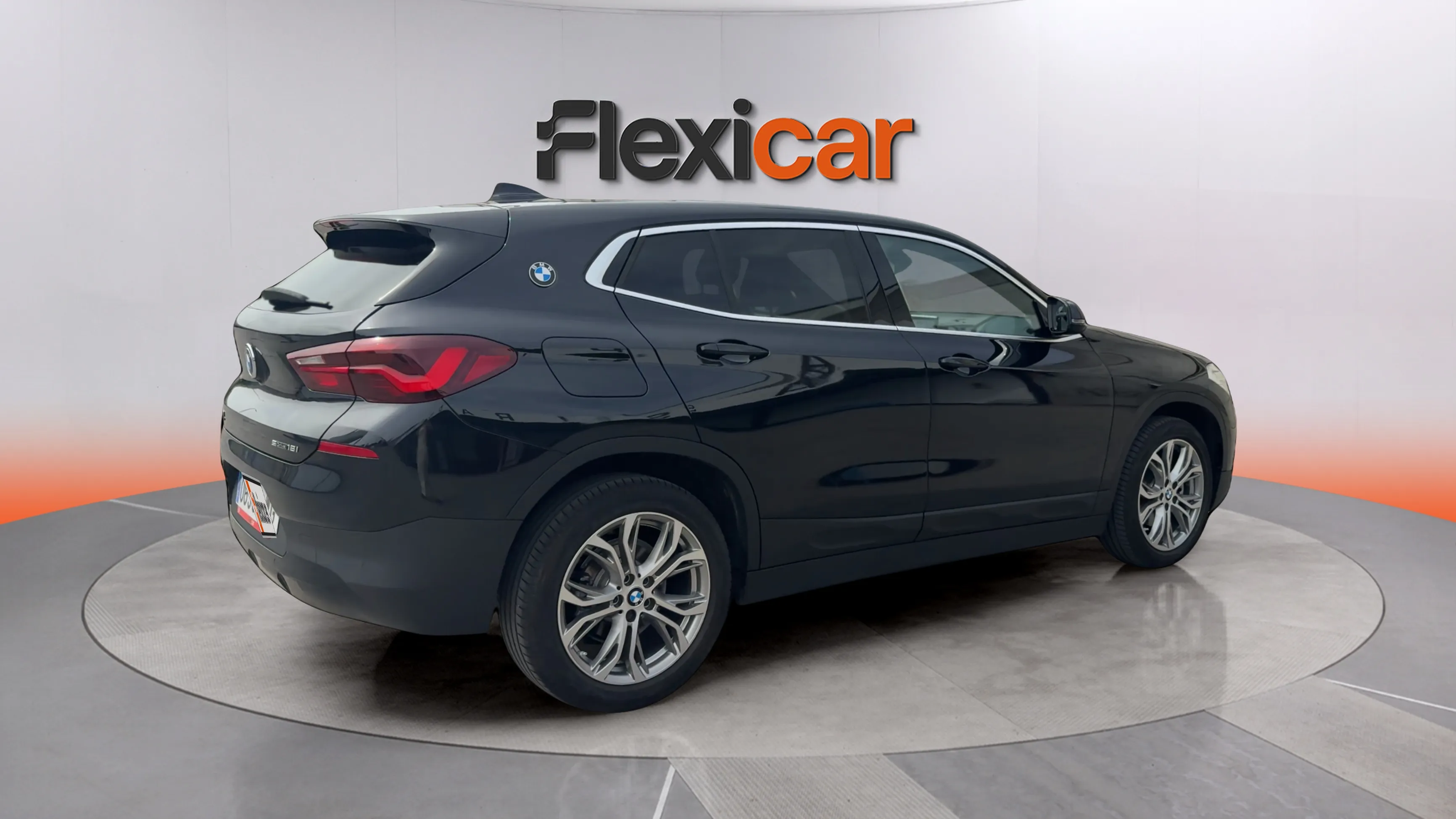 BMW X2 sDrive18i - foto 7