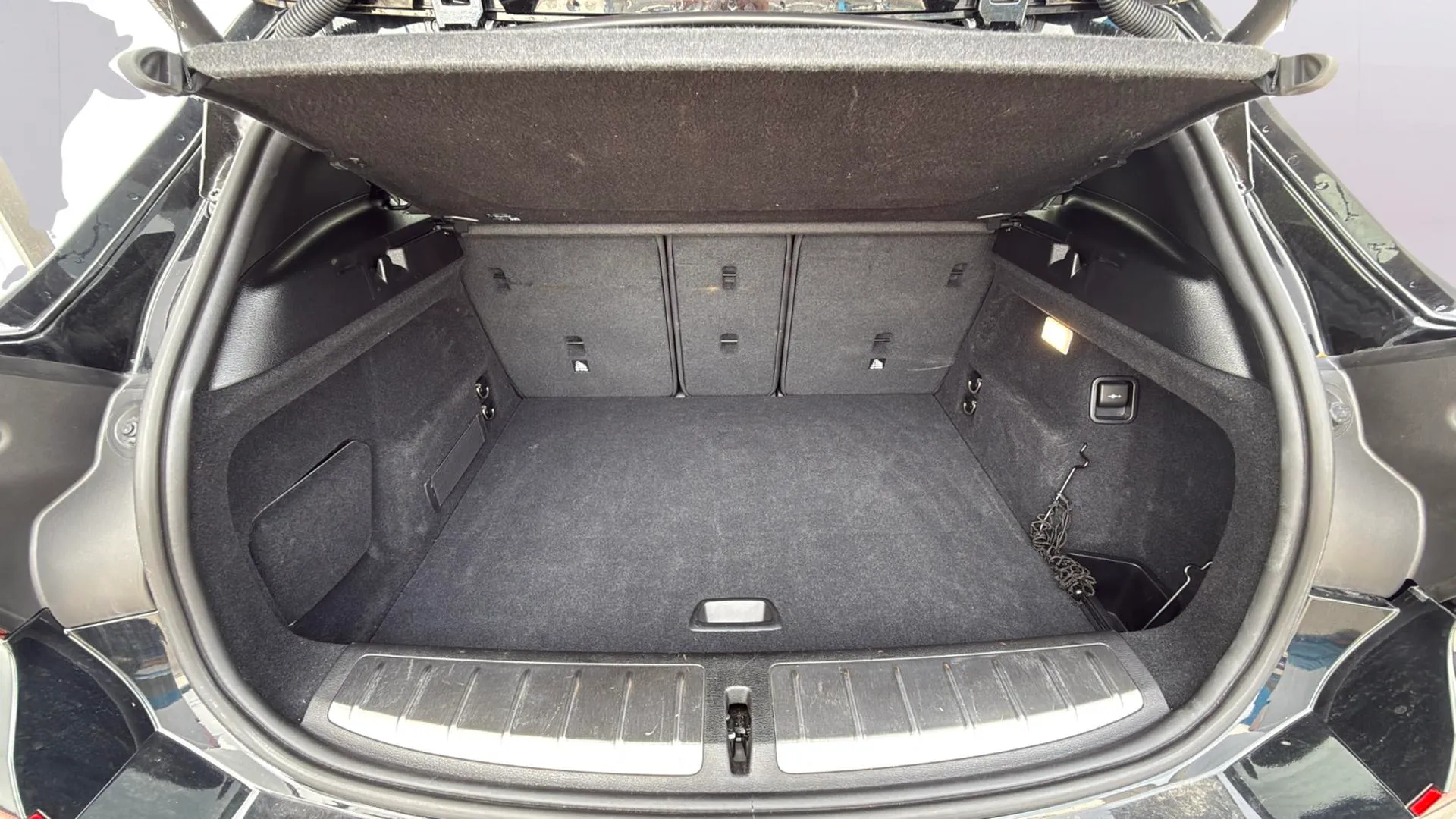 BMW X2 sDrive18i - foto 18