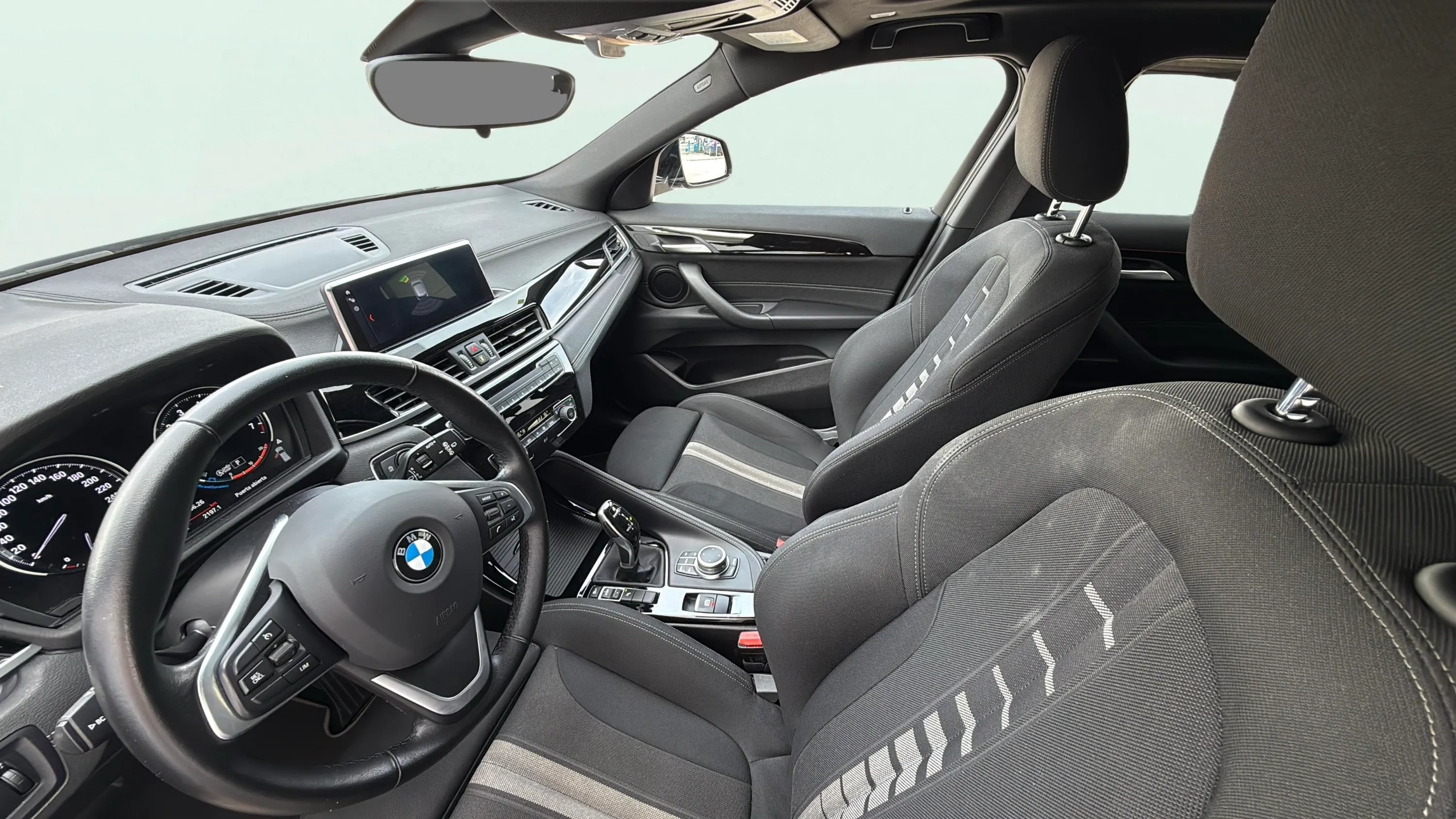 BMW X2 sDrive18i - foto 9