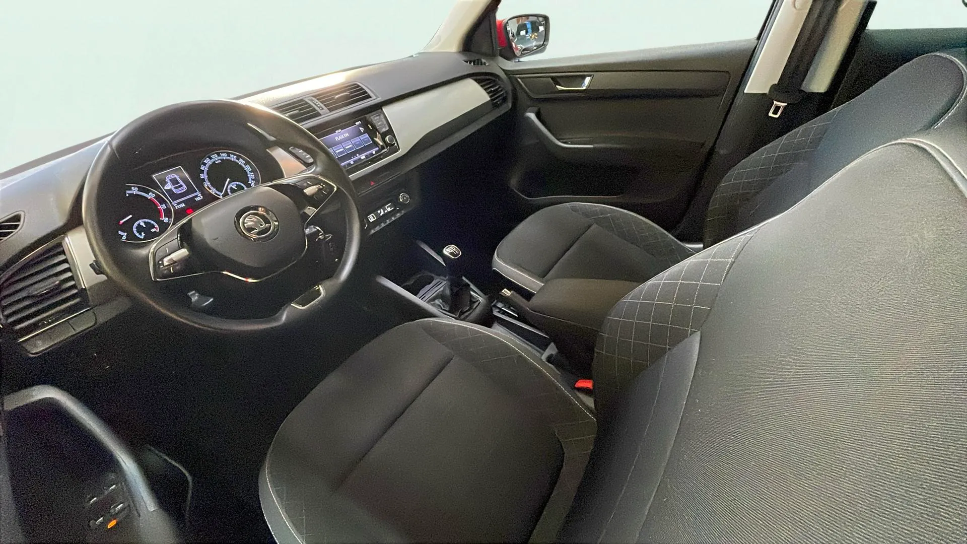 Škoda Fabia 1.0 TSI Style - foto 11