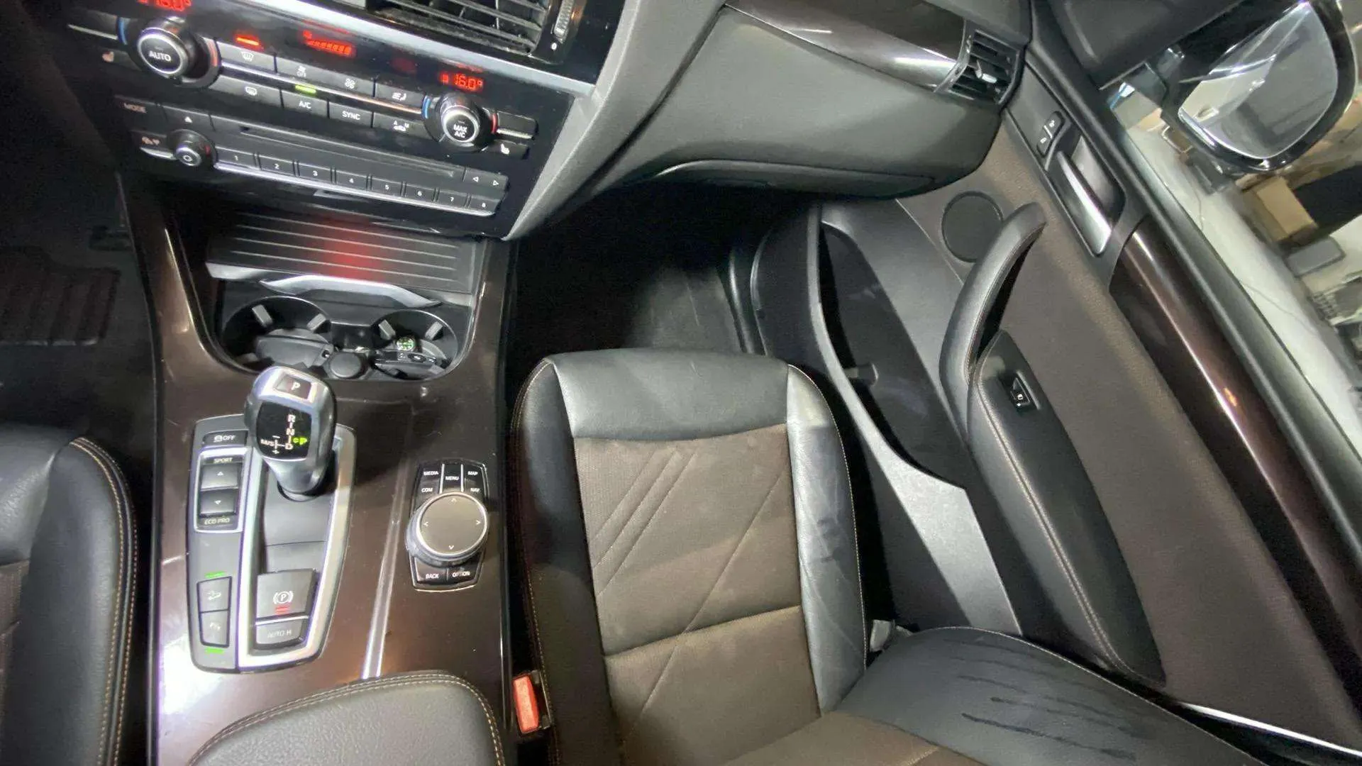 BMW X4 xDrive20d - foto 32