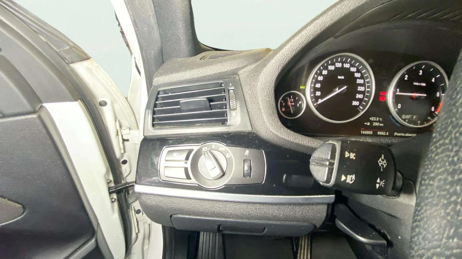 BMW X4 xDrive20d - foto 28