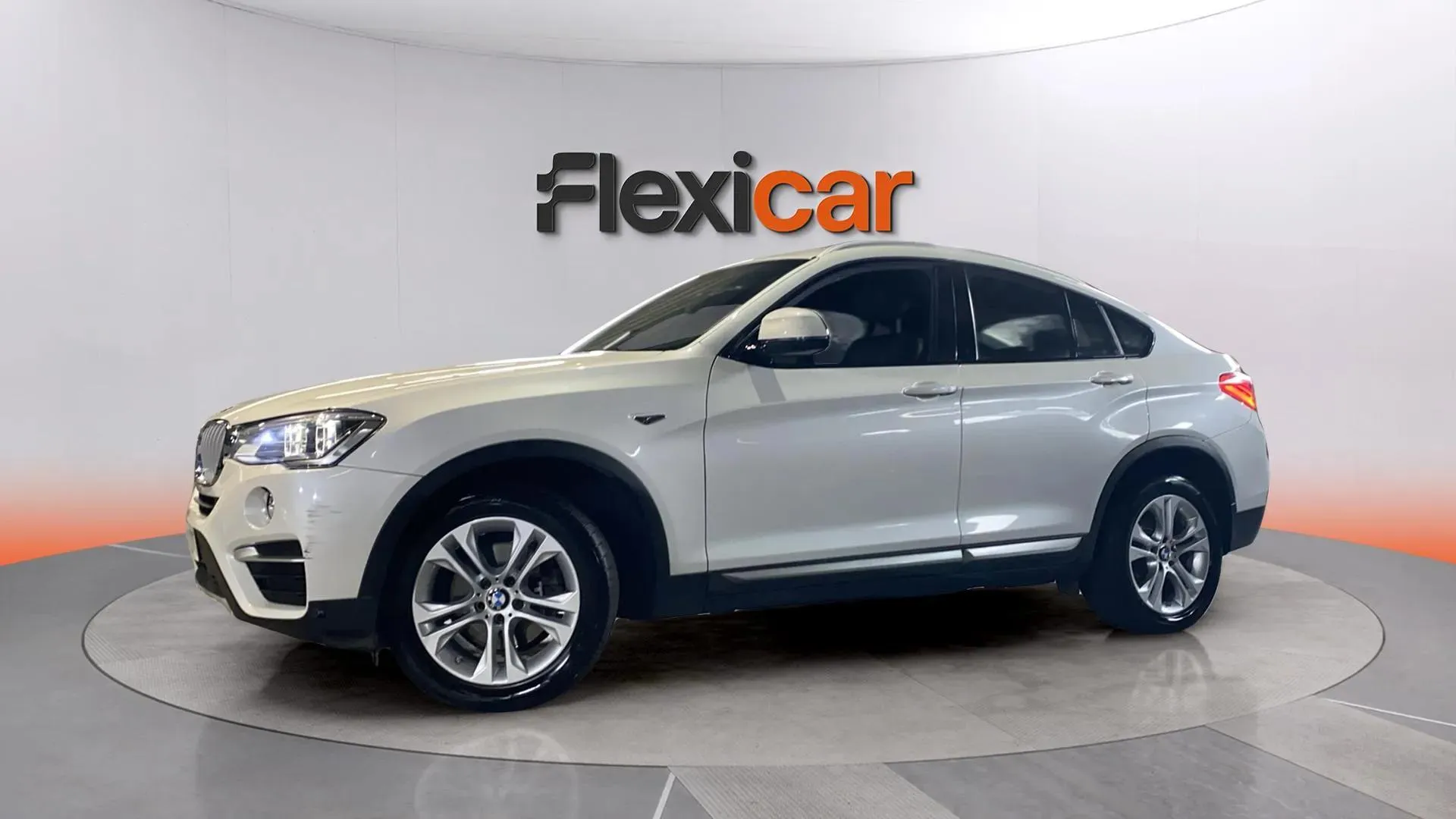 BMW X4 xDrive20d - foto 3