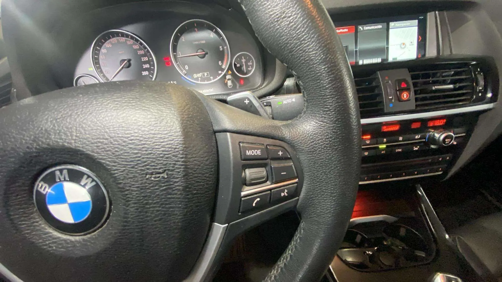 BMW X4 xDrive20d - foto 30