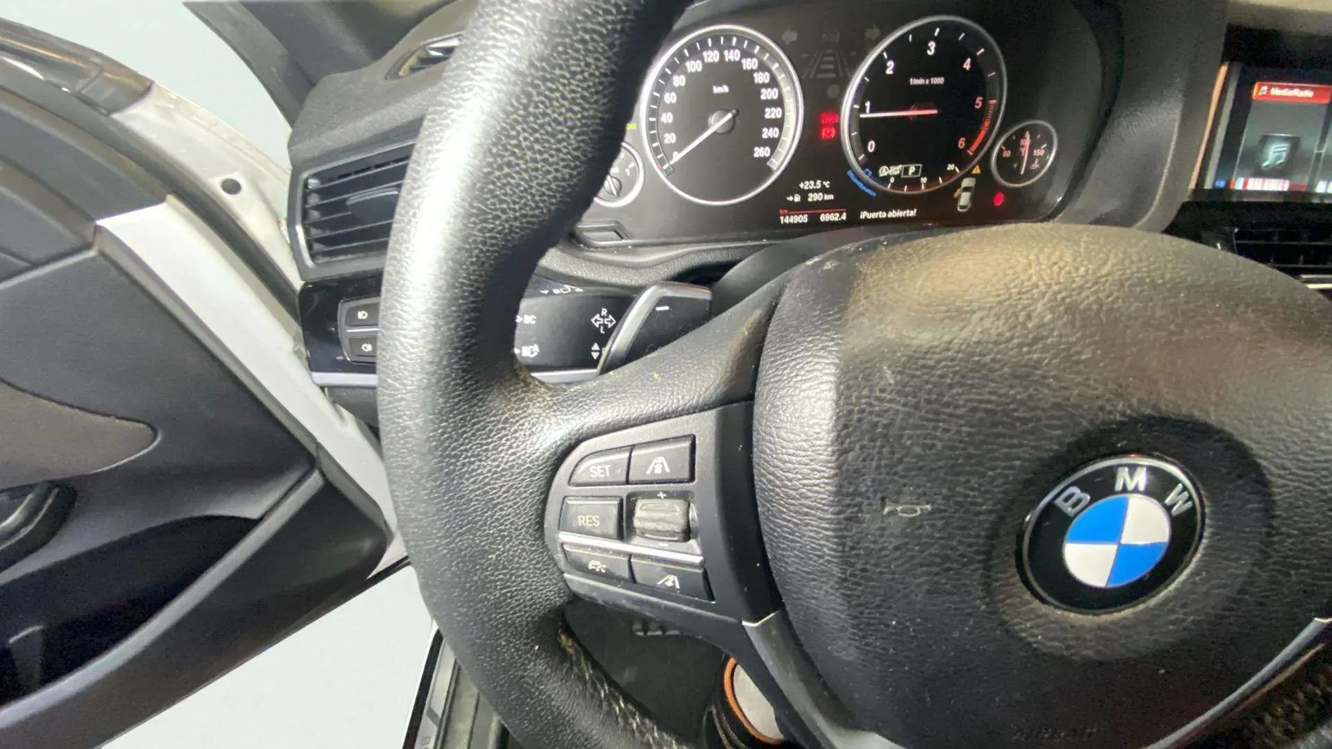 BMW X4 xDrive20d - foto 29