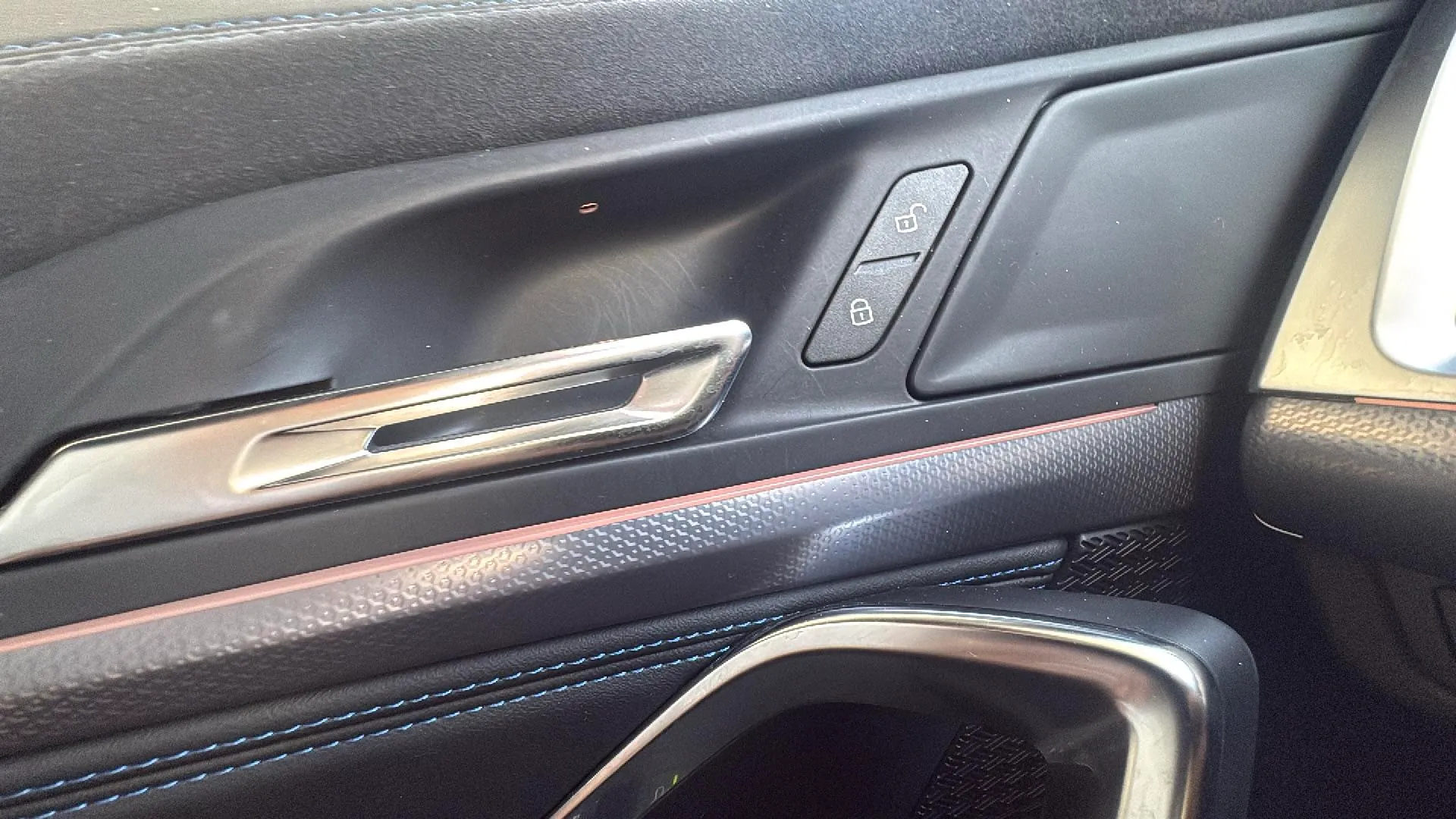 BMW X2 sDrive18d - foto 19