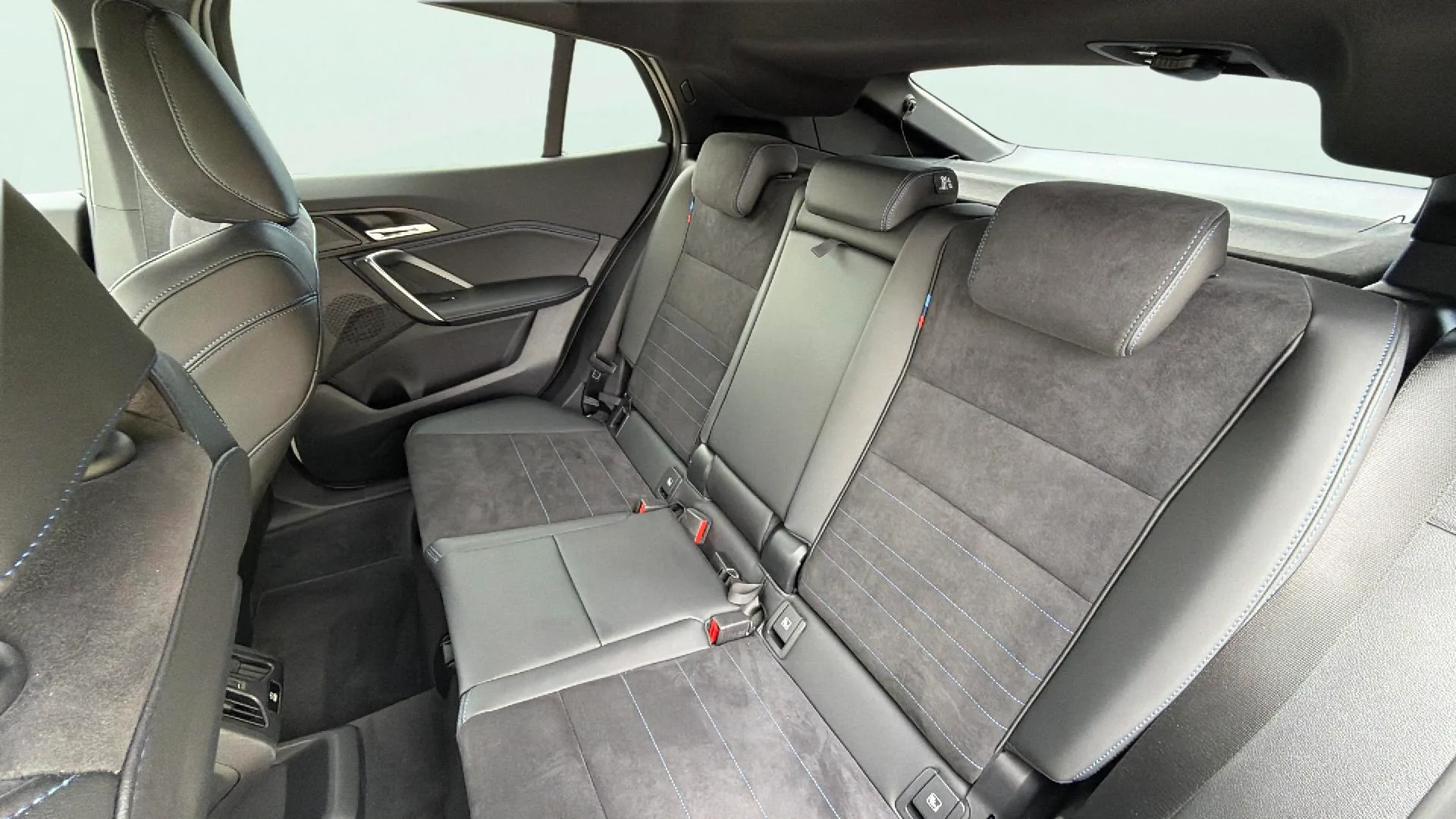 BMW X2 sDrive18d - foto 20