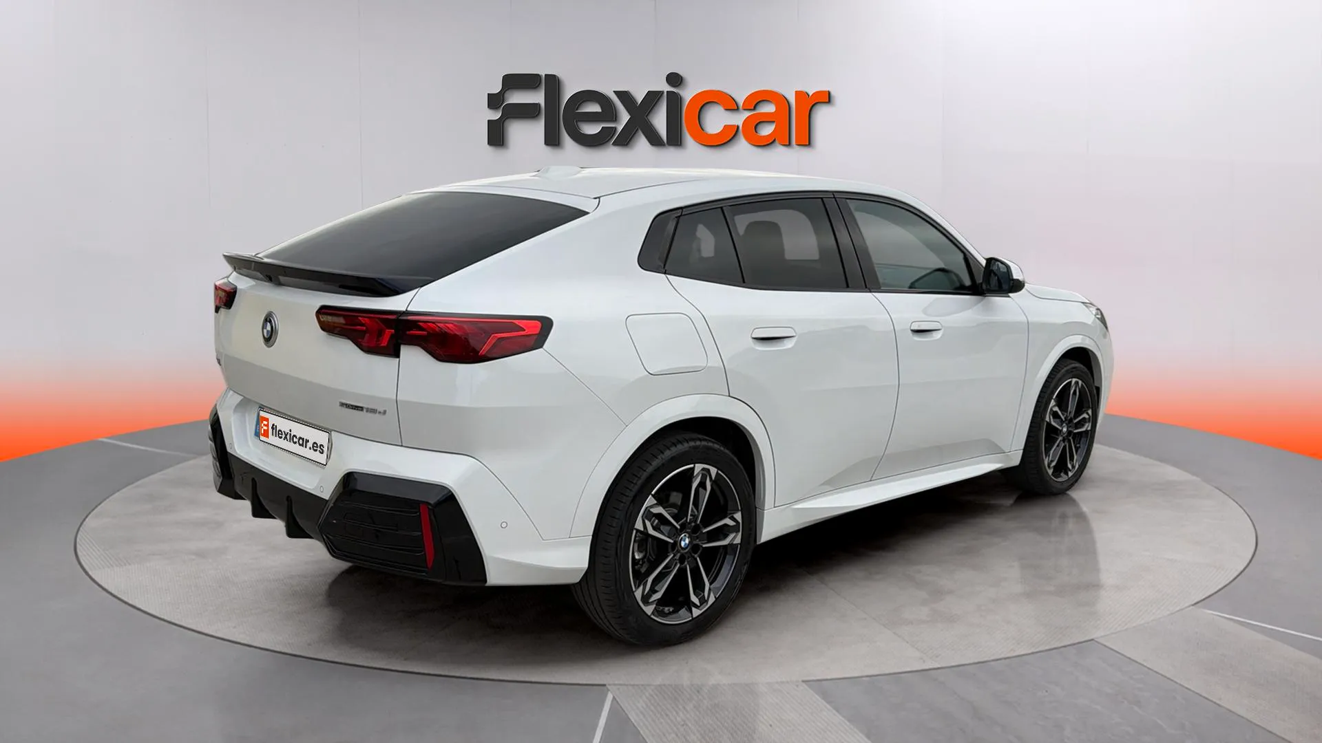 BMW X2 sDrive18d - foto 7