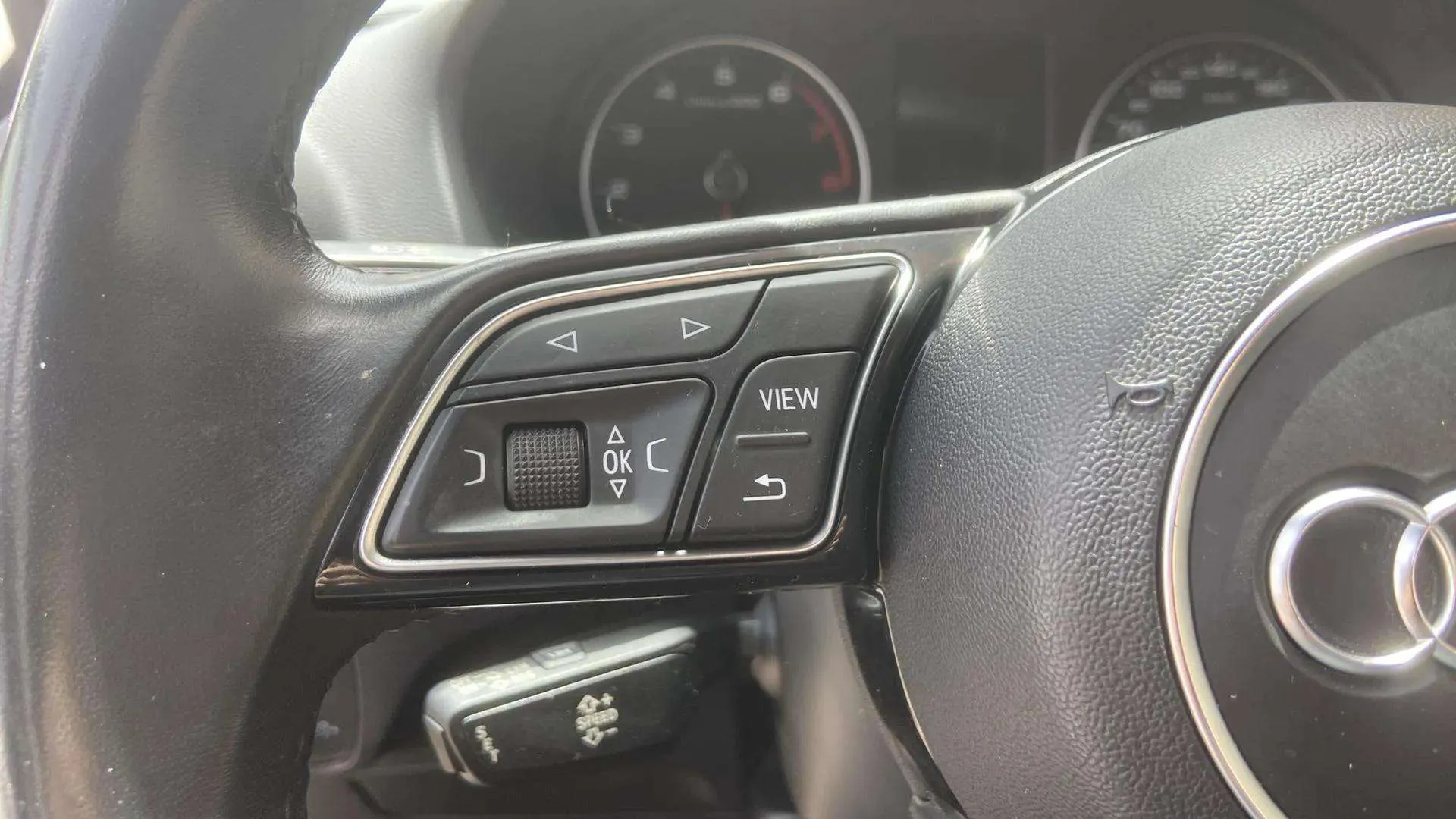 Audi Q2 Advanced 35 TFSI S tronic - foto 14