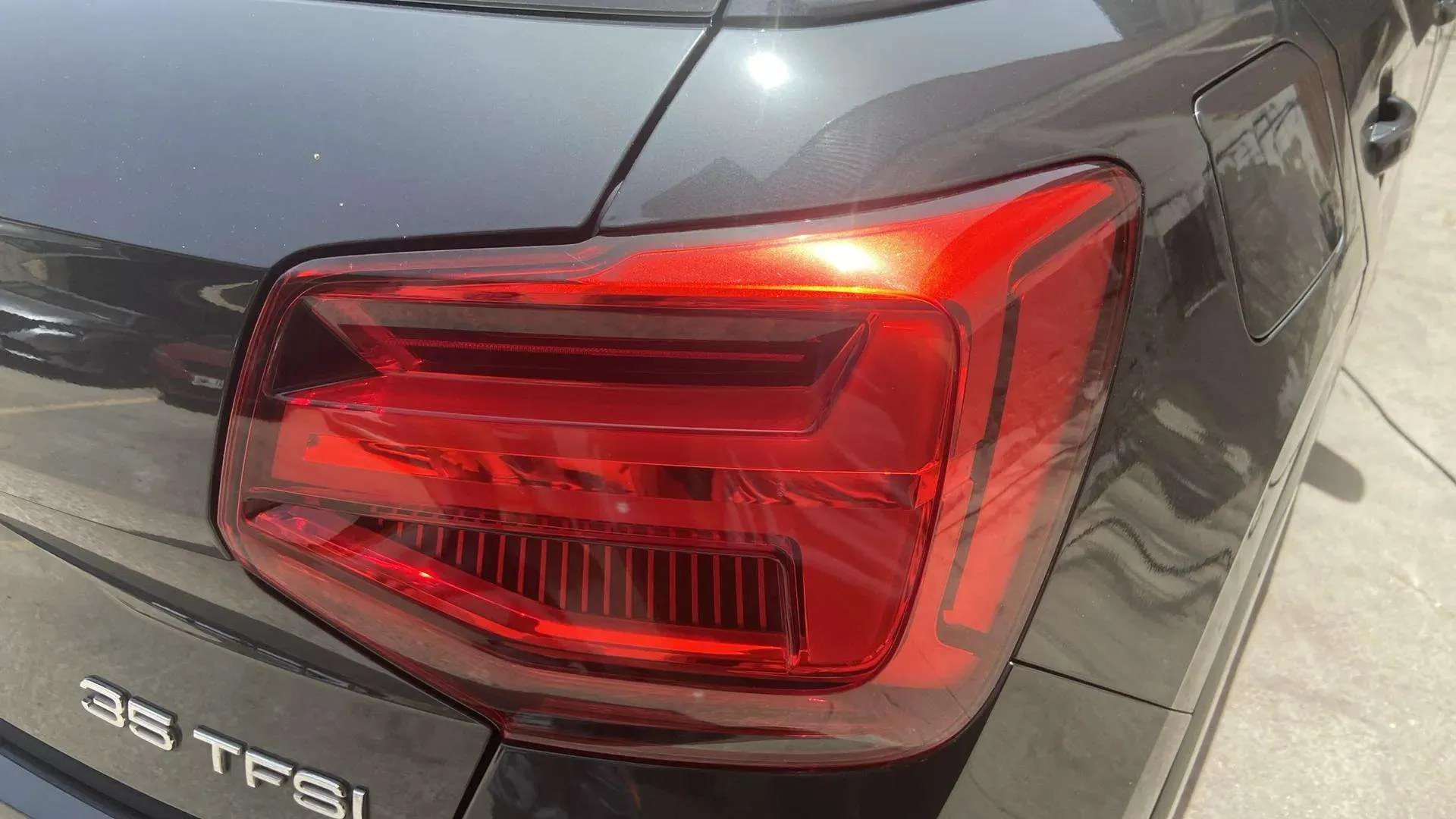 Audi Q2 Advanced 35 TFSI S tronic - foto 11