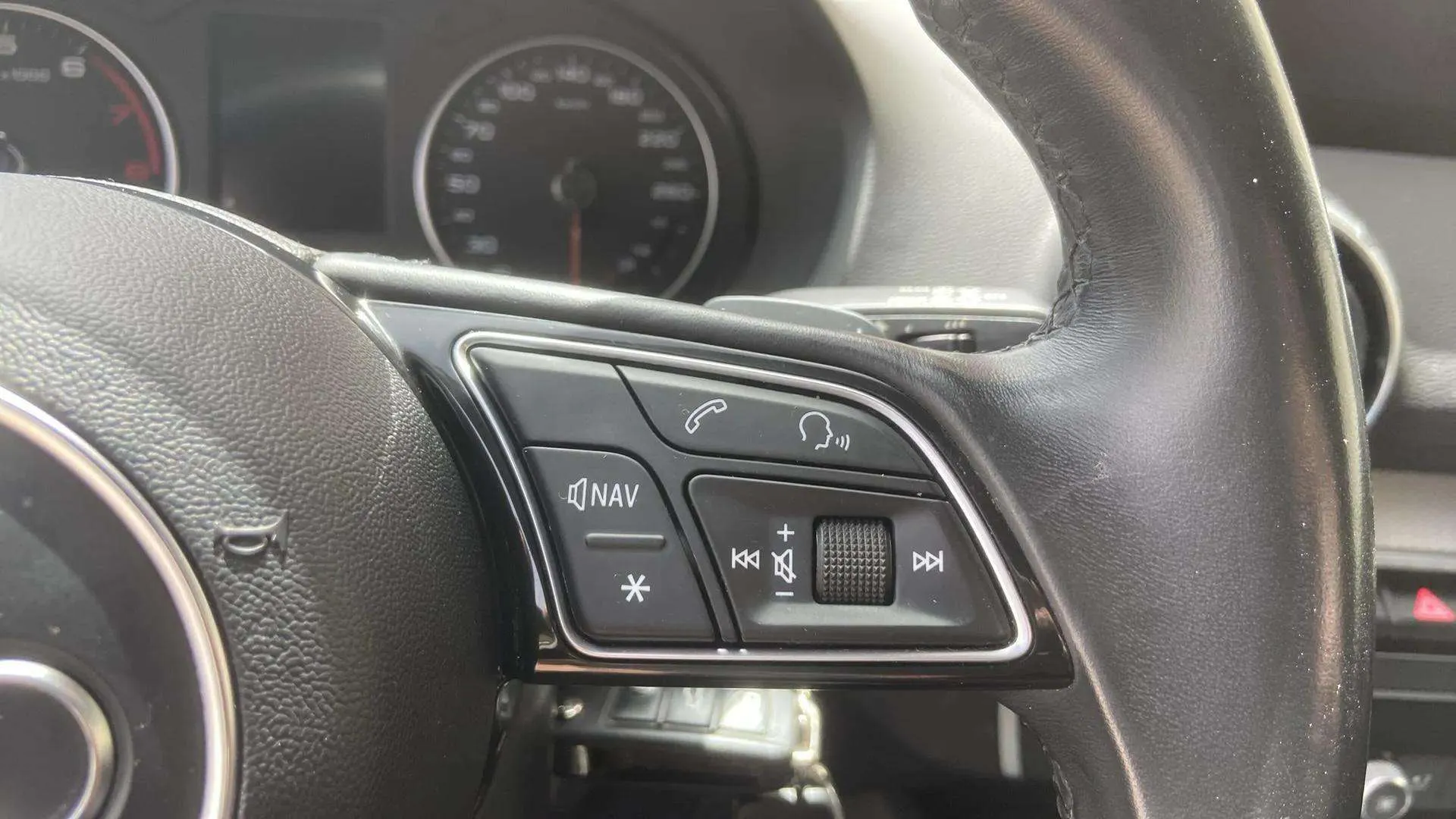 Audi Q2 Advanced 35 TFSI S tronic - foto 15