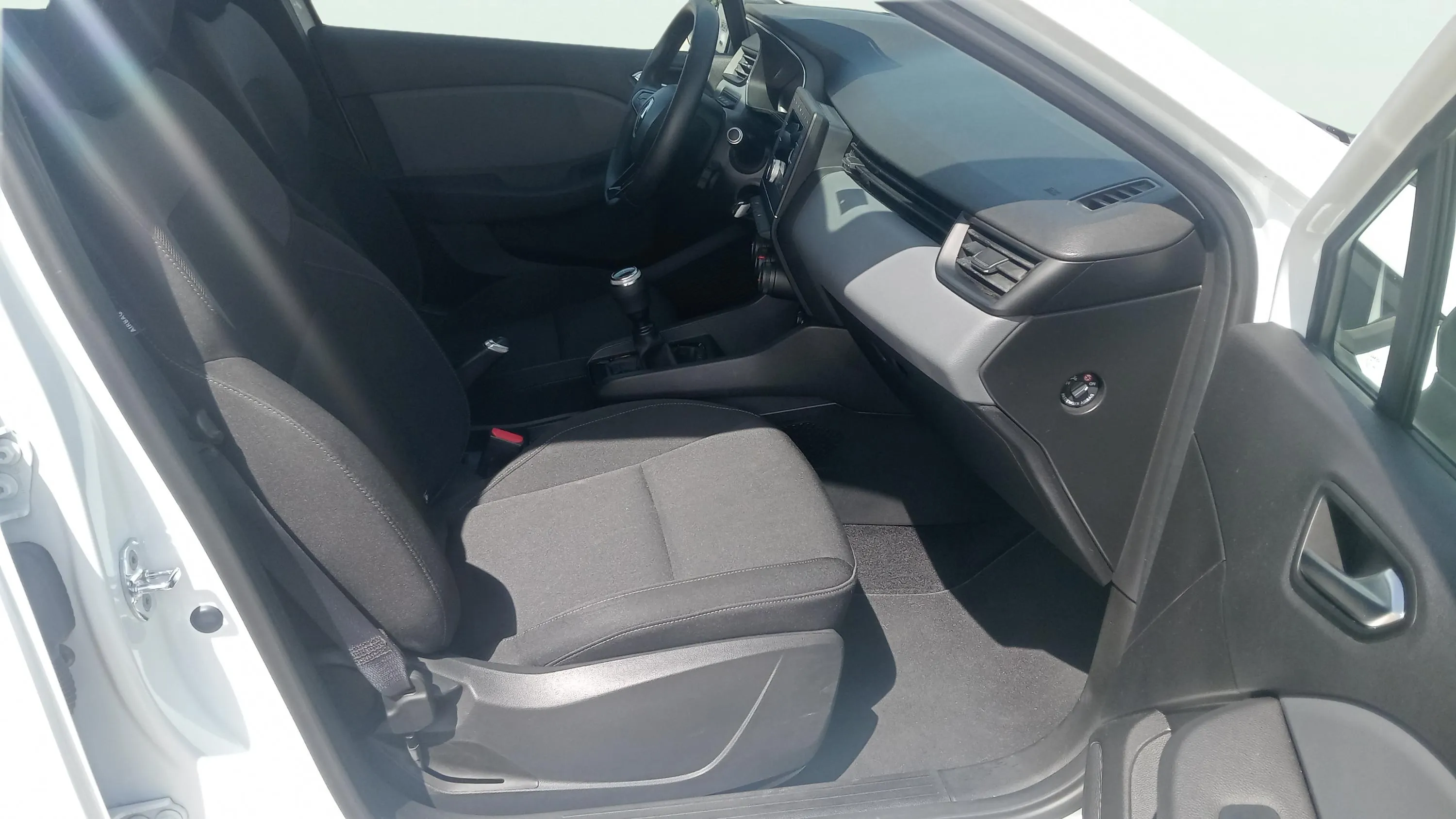 Renault Clio Life SCe - foto 17
