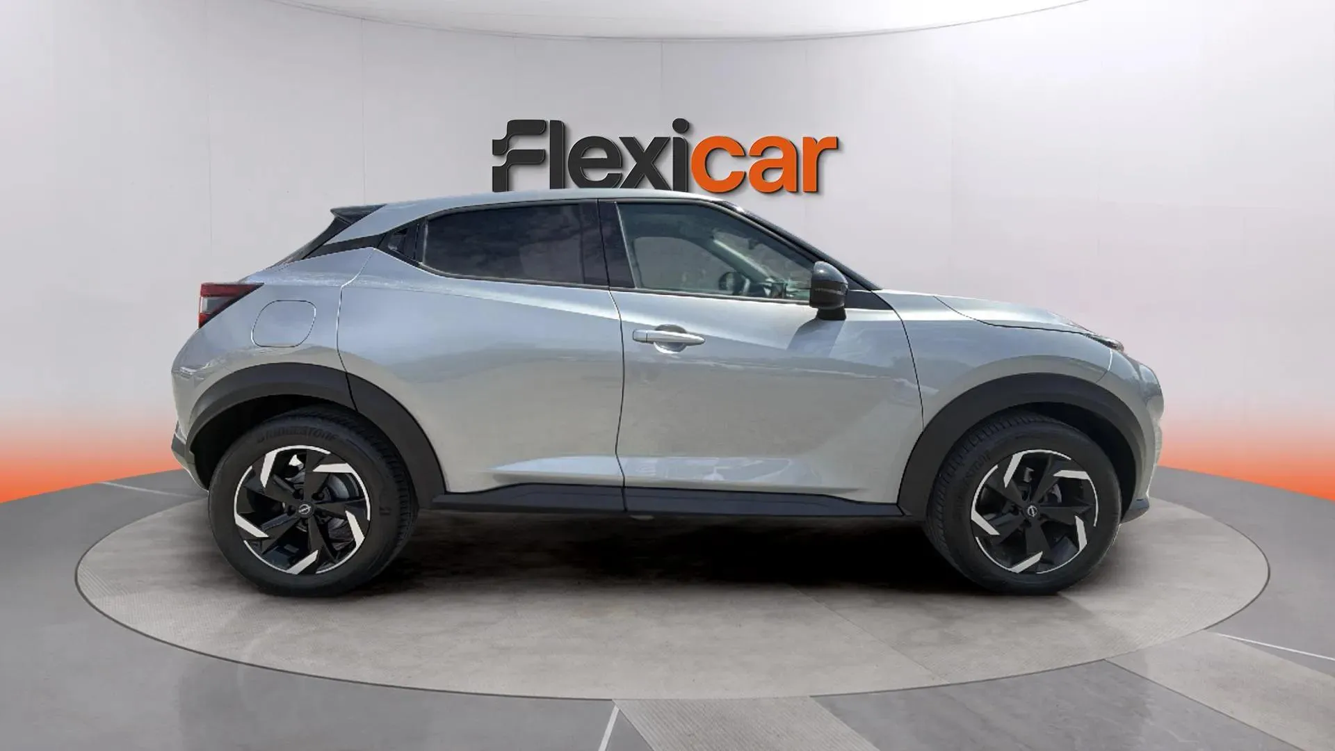 Nissan Juke DIG-T 6M/T Acenta - foto 8