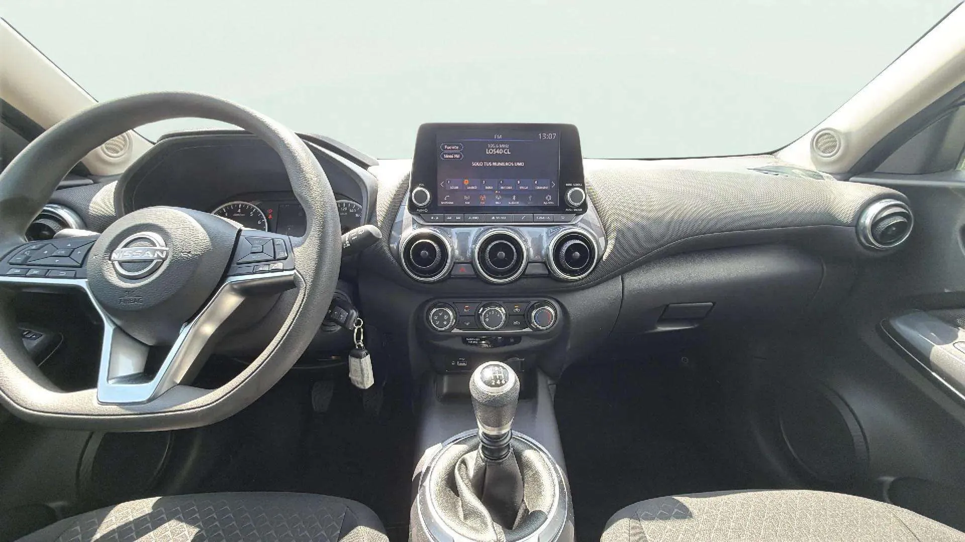 Nissan Juke DIG-T 6M/T Acenta - foto 9