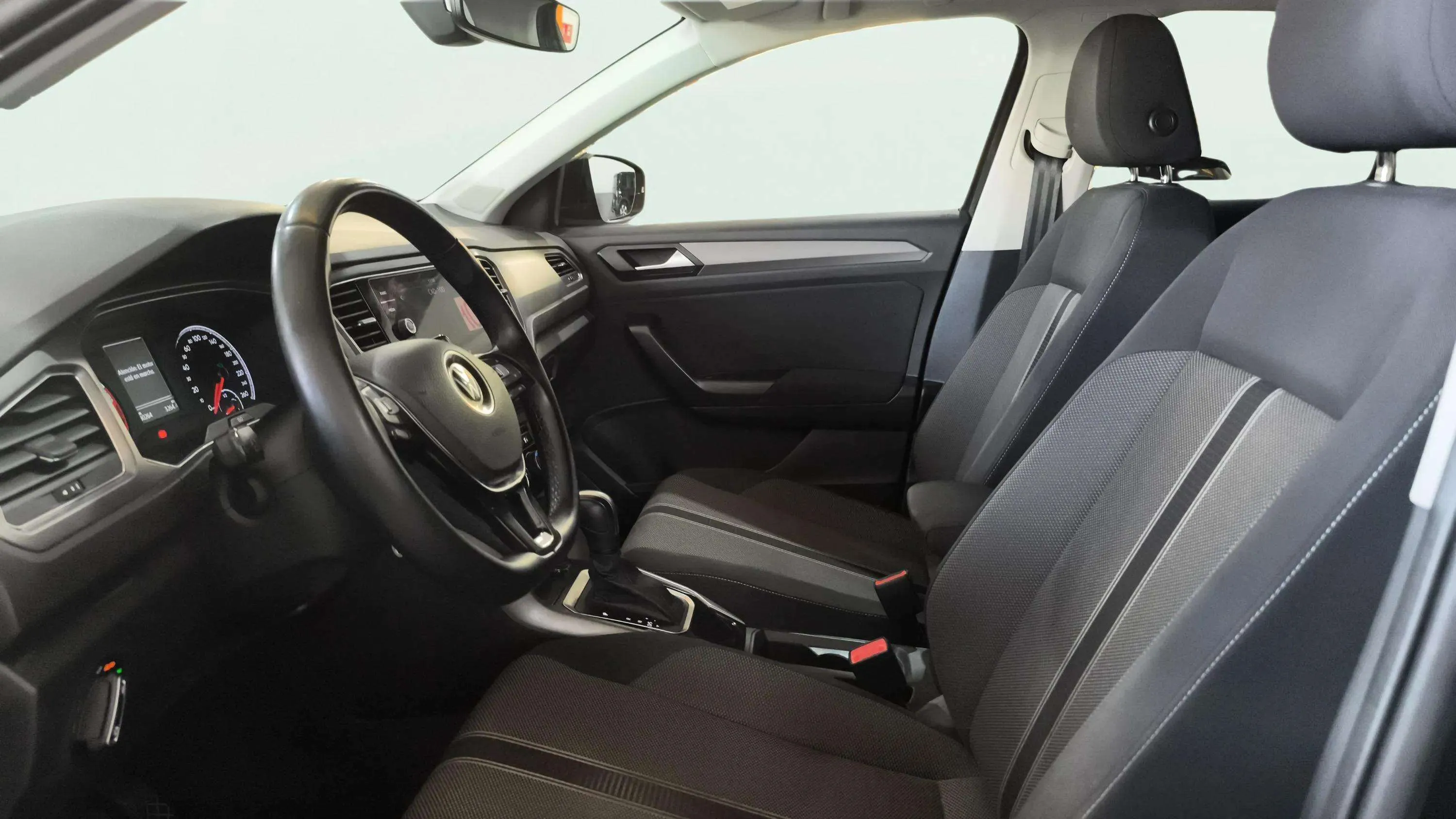 Volkswagen T-Roc R-Line 1.5 TSI DSG - foto 13