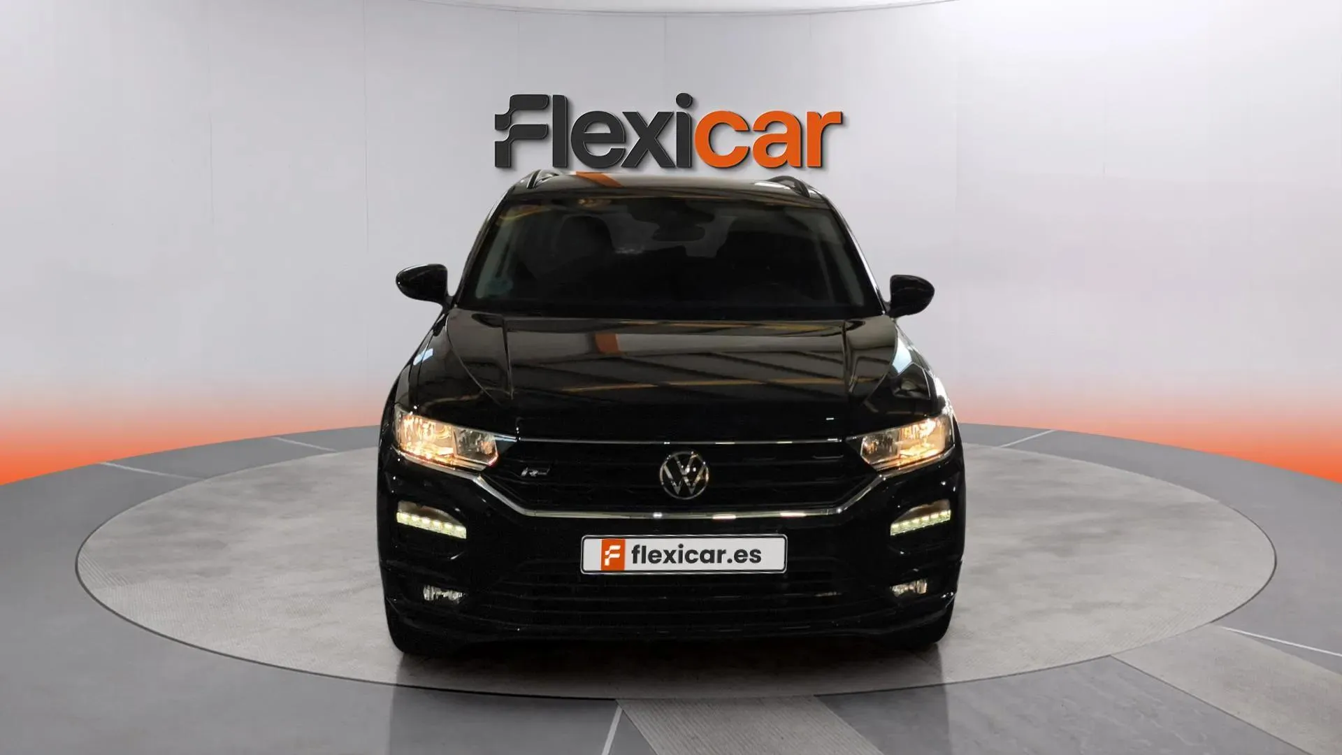 Volkswagen T-Roc R-Line 1.5 TSI DSG - foto 2