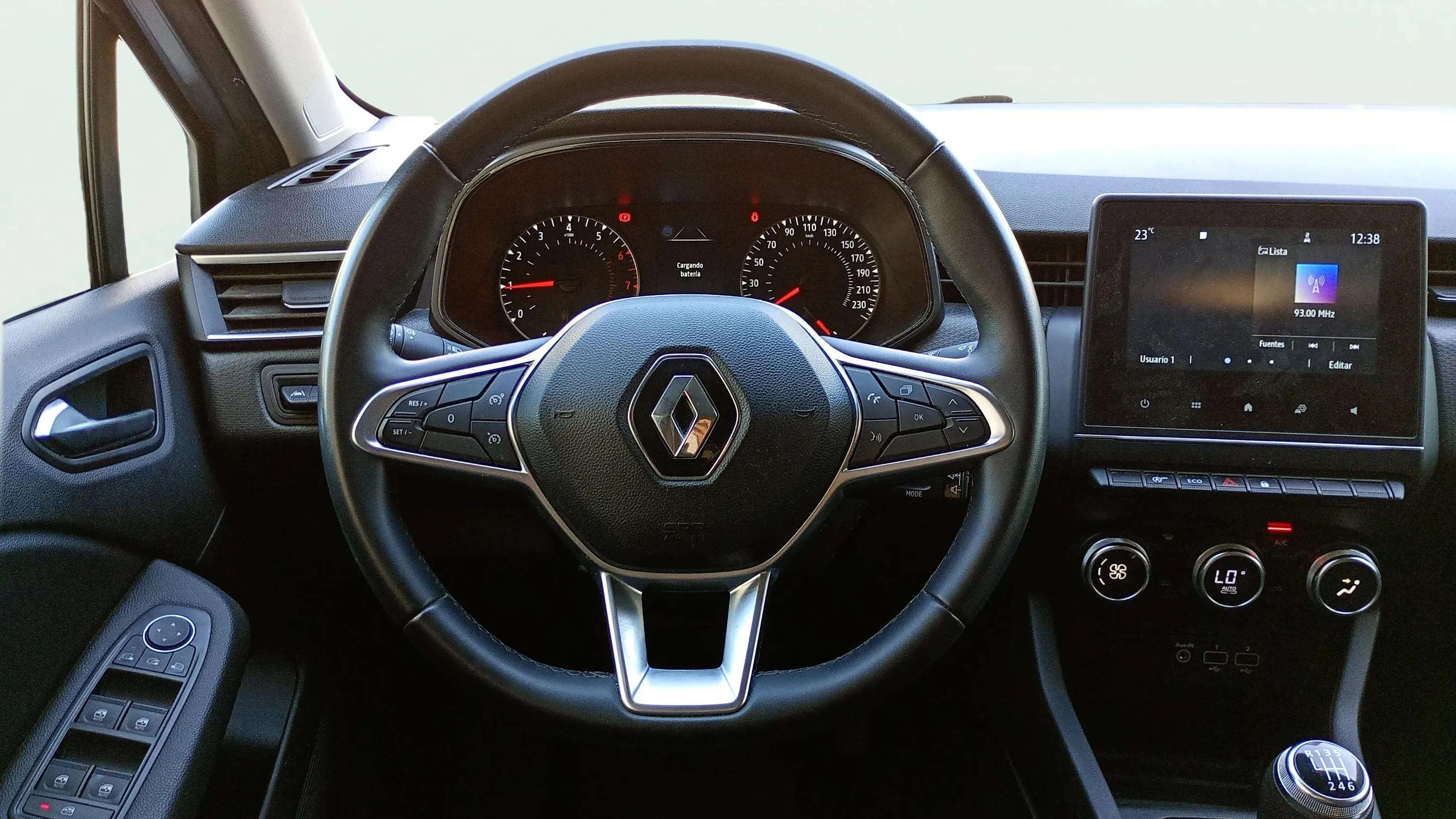 Renault Clio Business TCe - foto 9