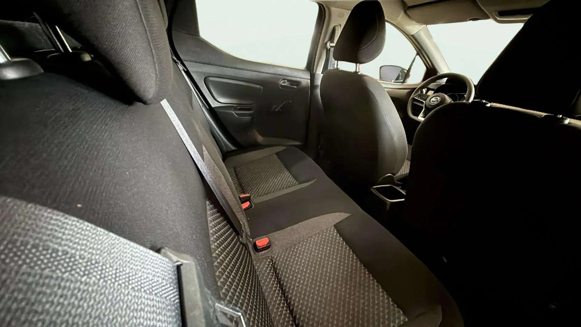 Nissan Micra IG-T E6D-F Acenta Sprint - foto 8