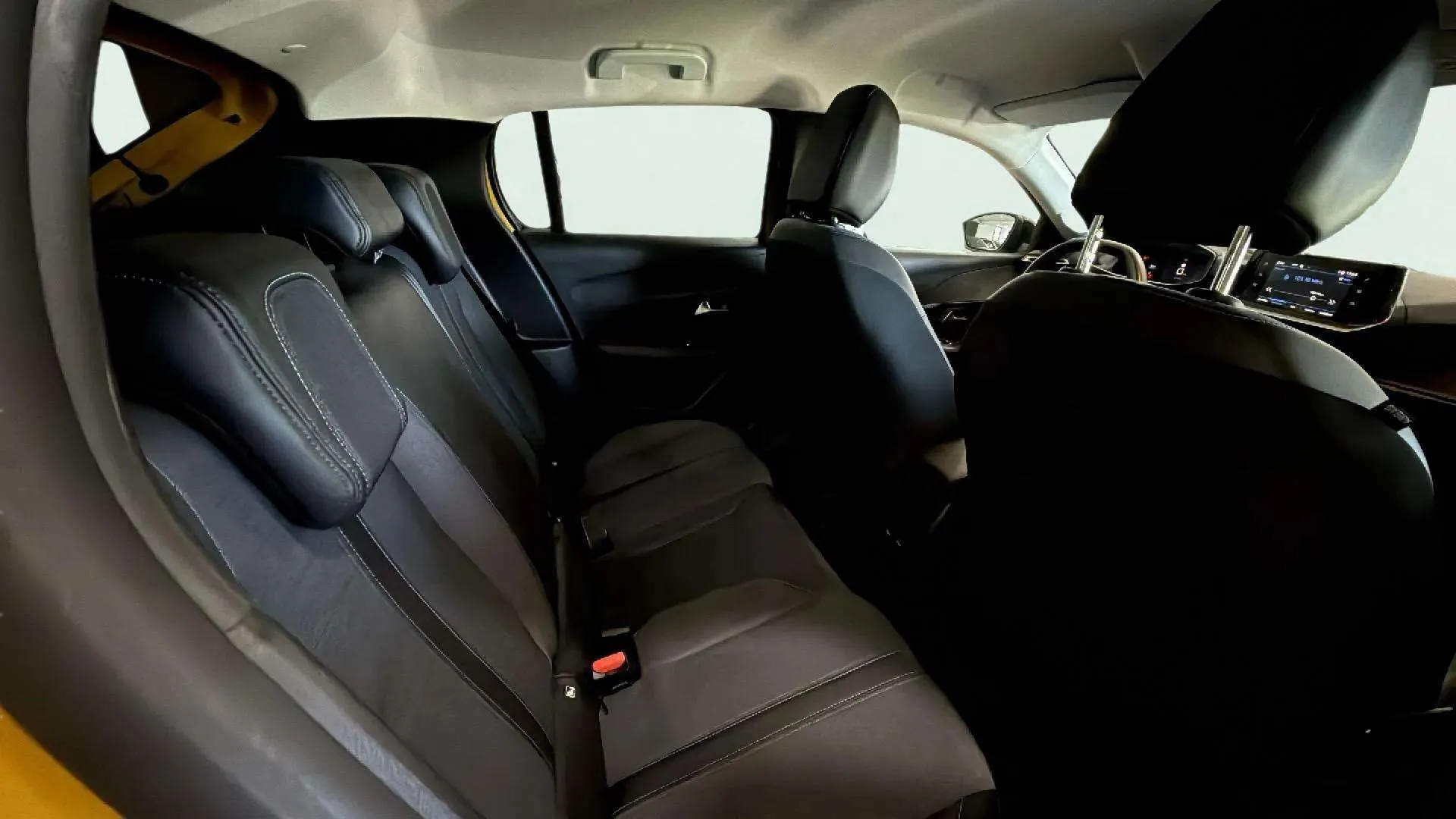 Peugeot 208 PureTech Allure Pack - foto 9