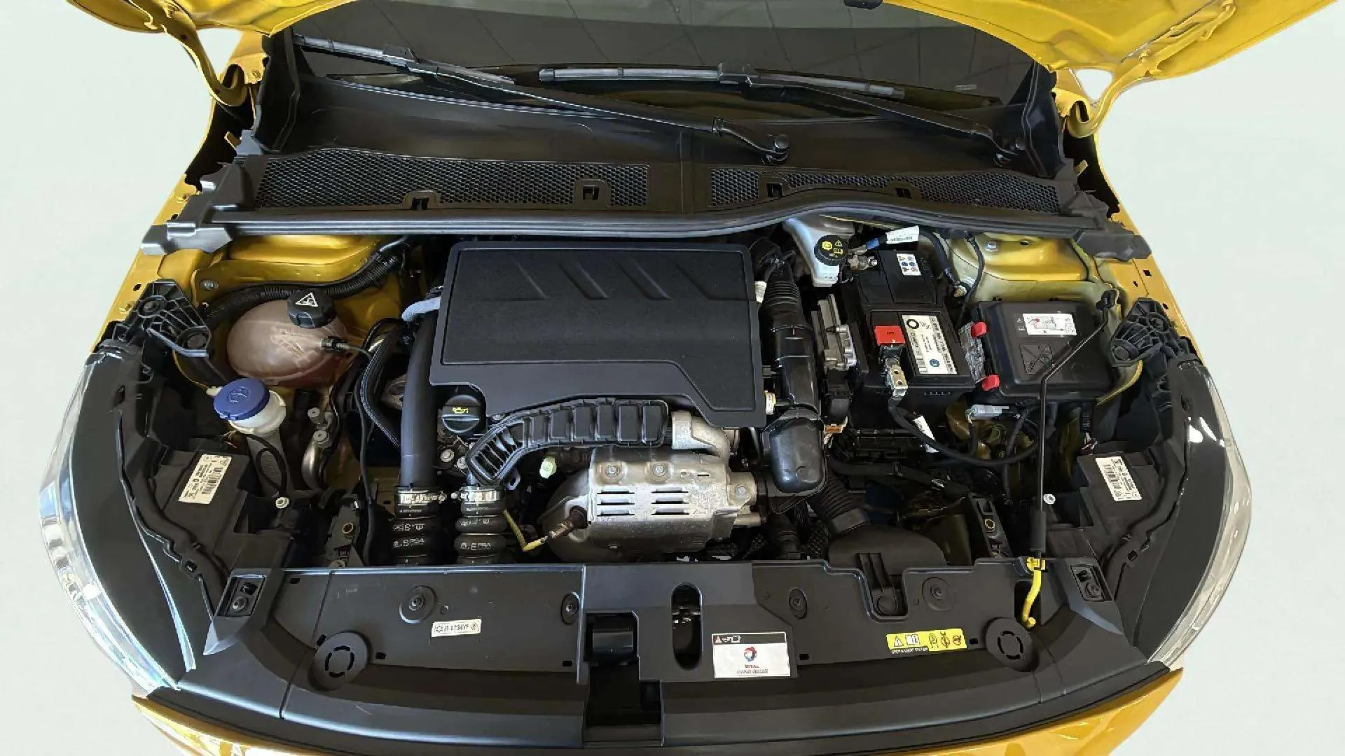 Peugeot 208 PureTech Allure Pack - foto 17