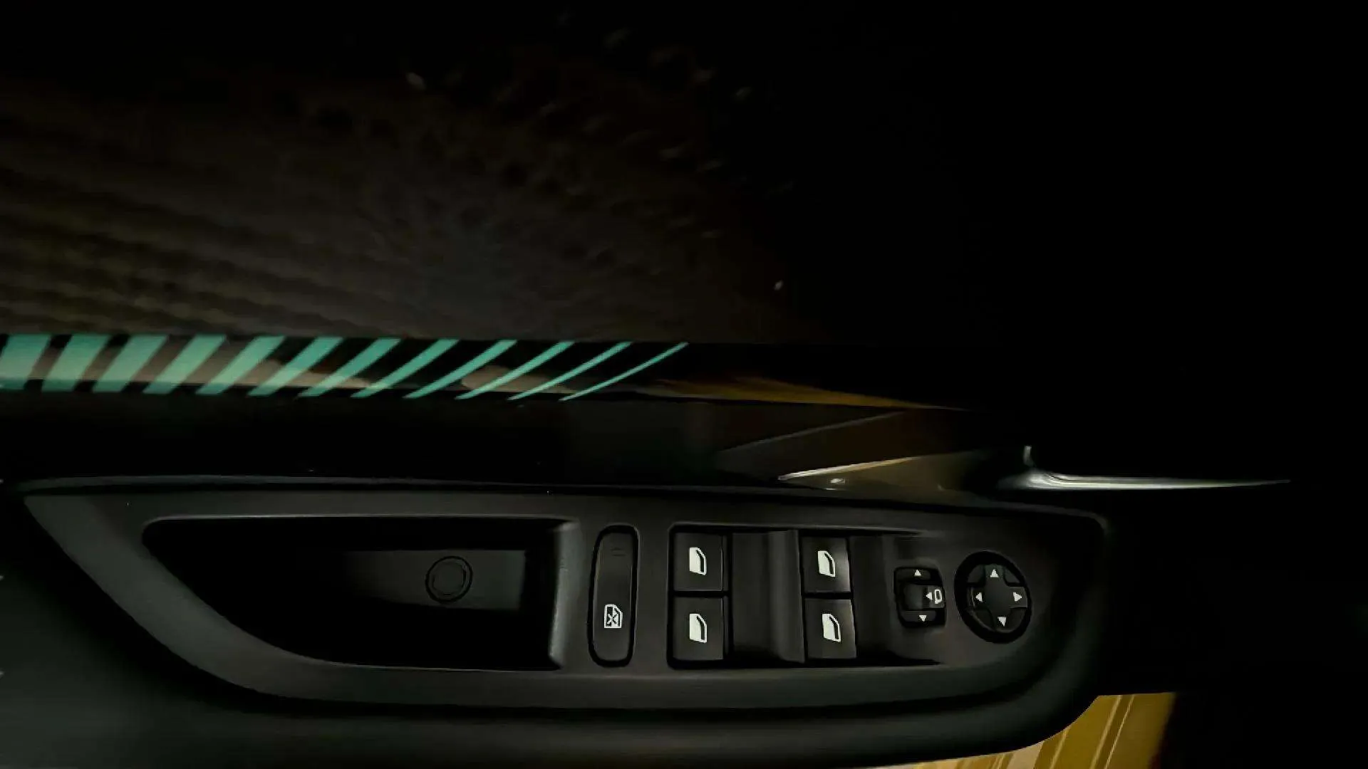 Peugeot 208 PureTech Allure Pack - foto 7