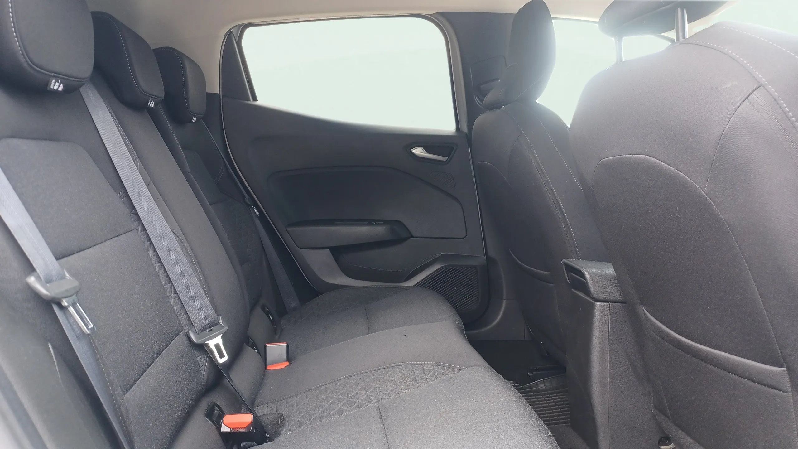 Renault Clio Business TCe - foto 12