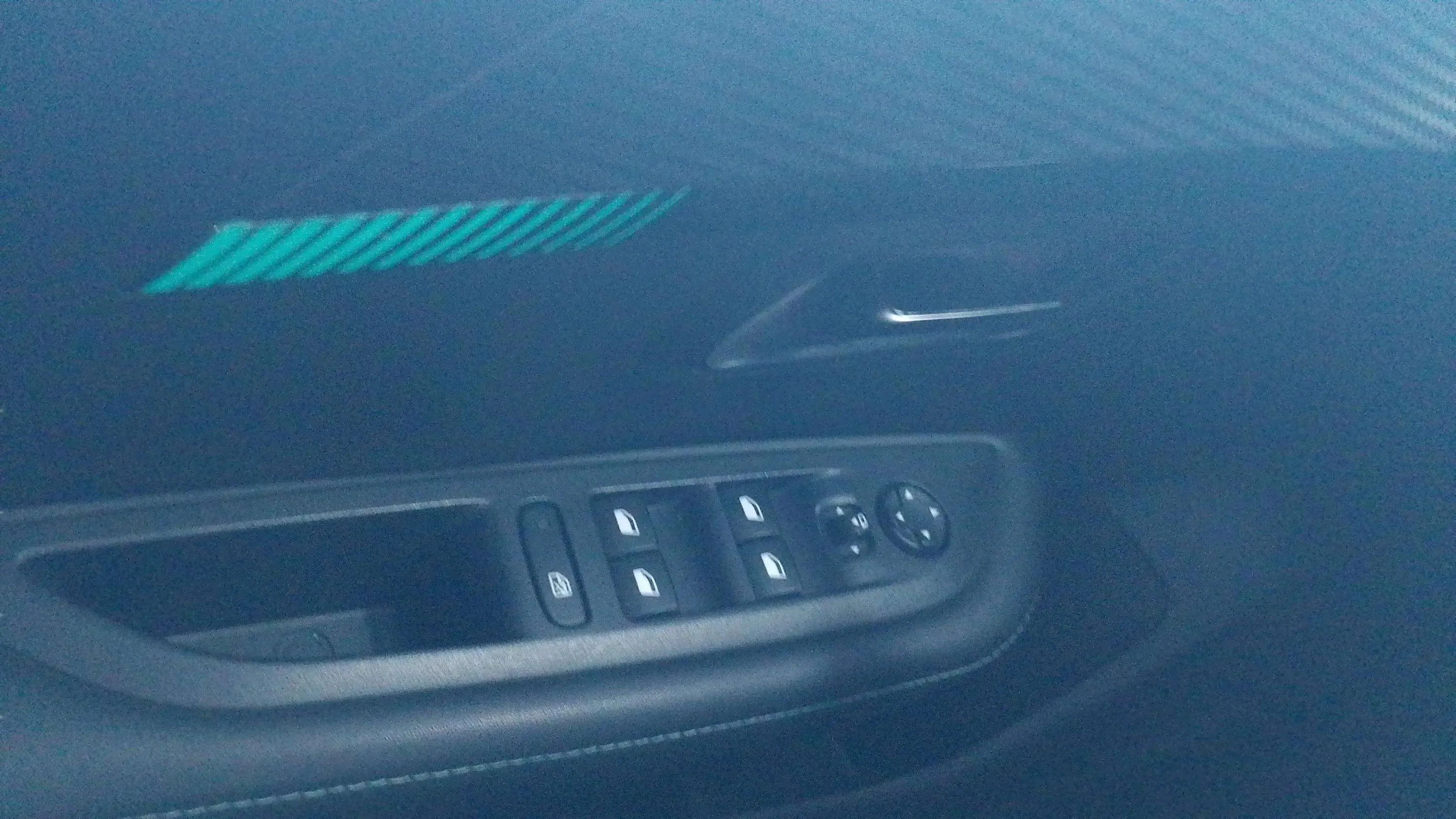 Peugeot 208 Active PureTech 100 - foto 36