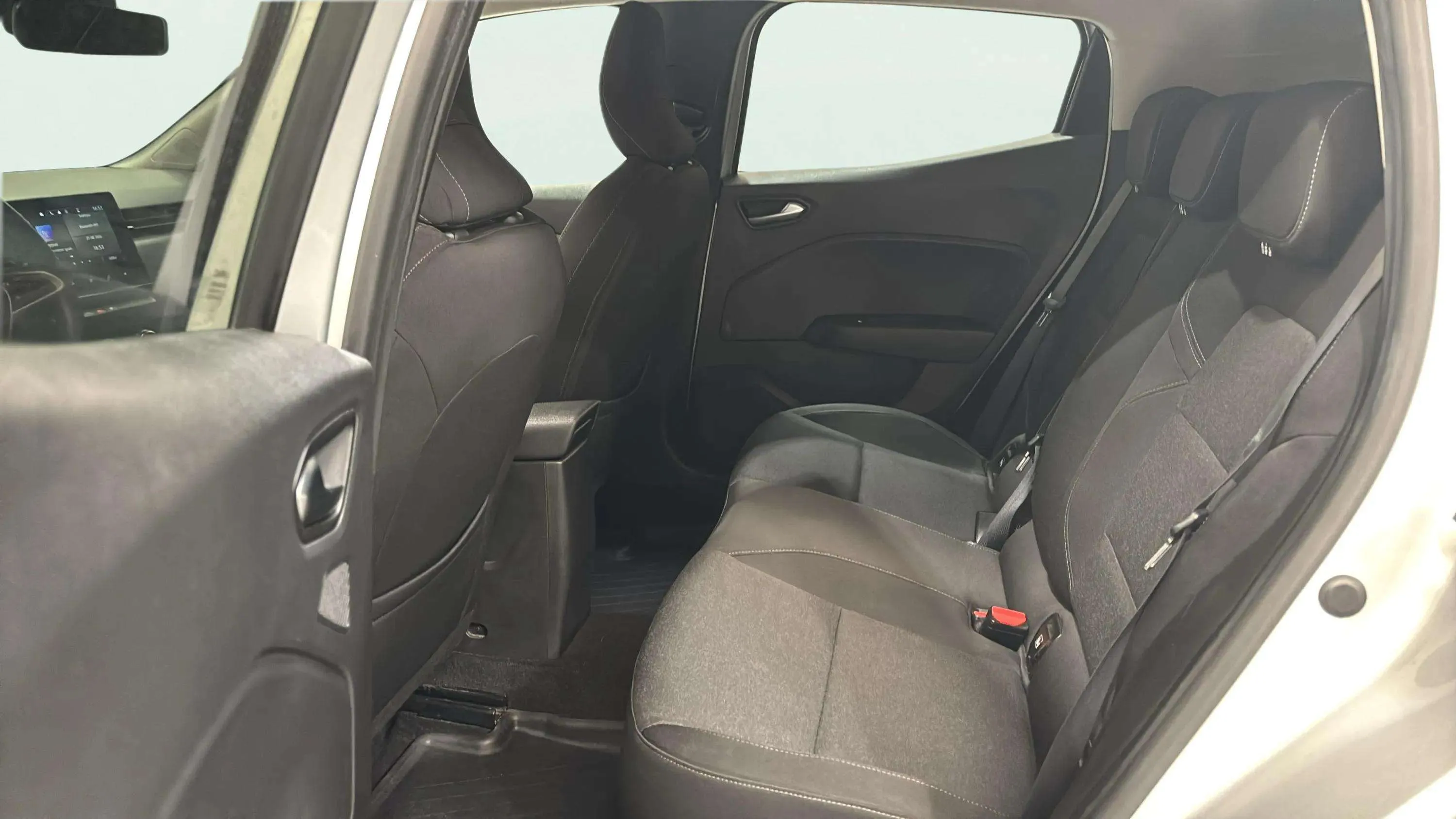 Renault Clio Business TCe - foto 20