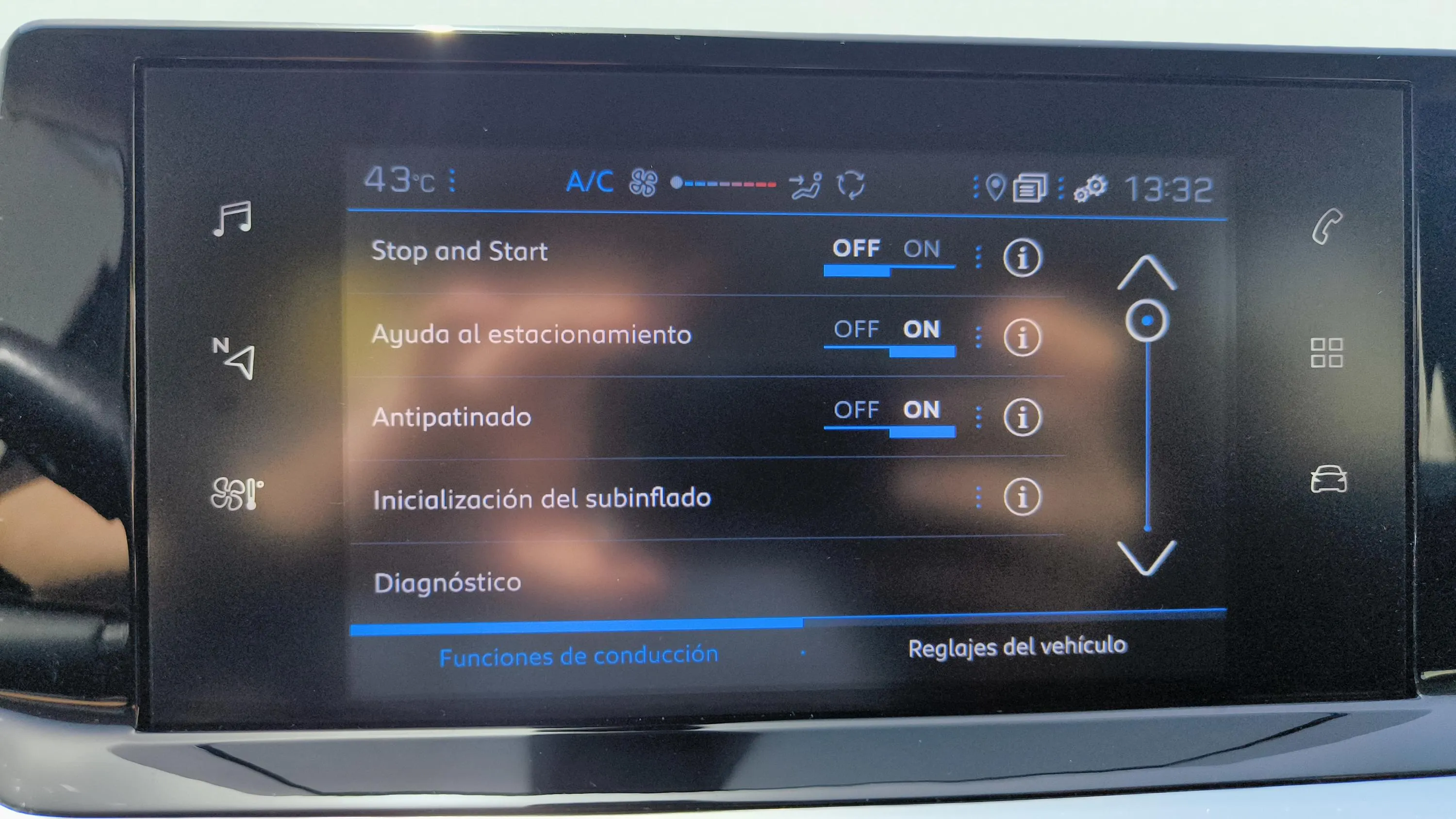 Peugeot 2008 Active BlueHDi - foto 39